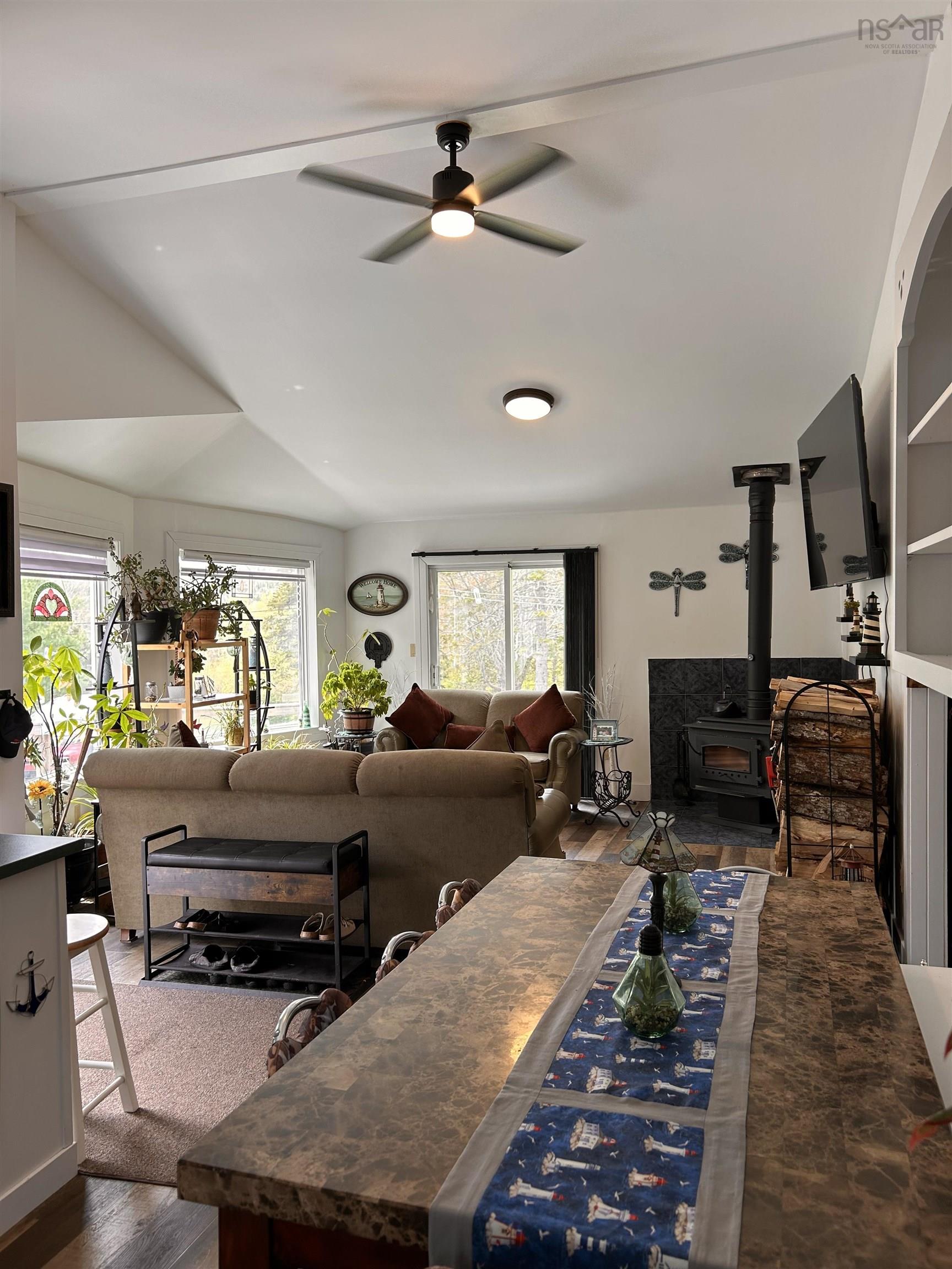 $349,000.00: 4430 252 Highway, Hillsboro