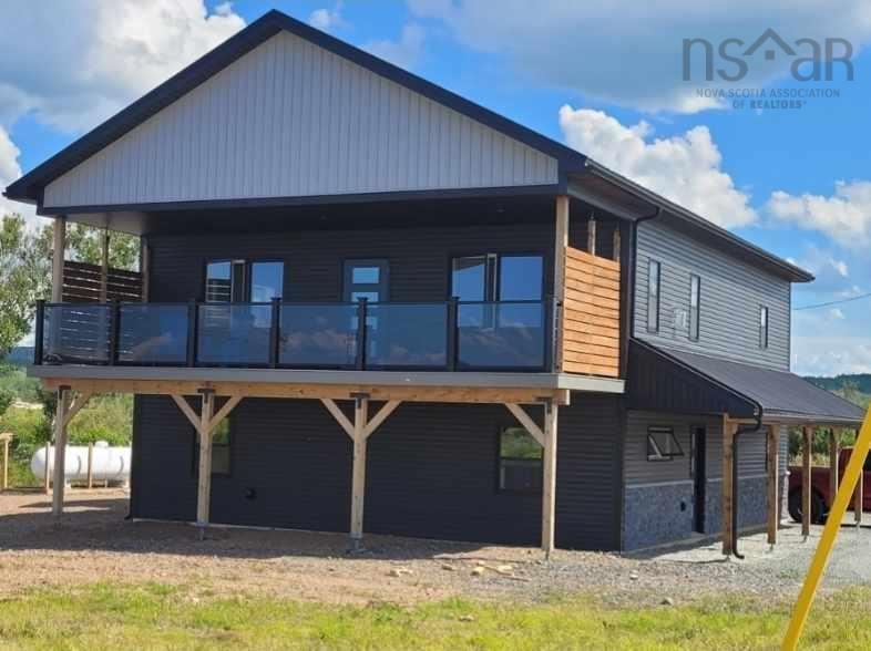 $749,900.00: 136 Thompson Drive, Ponds