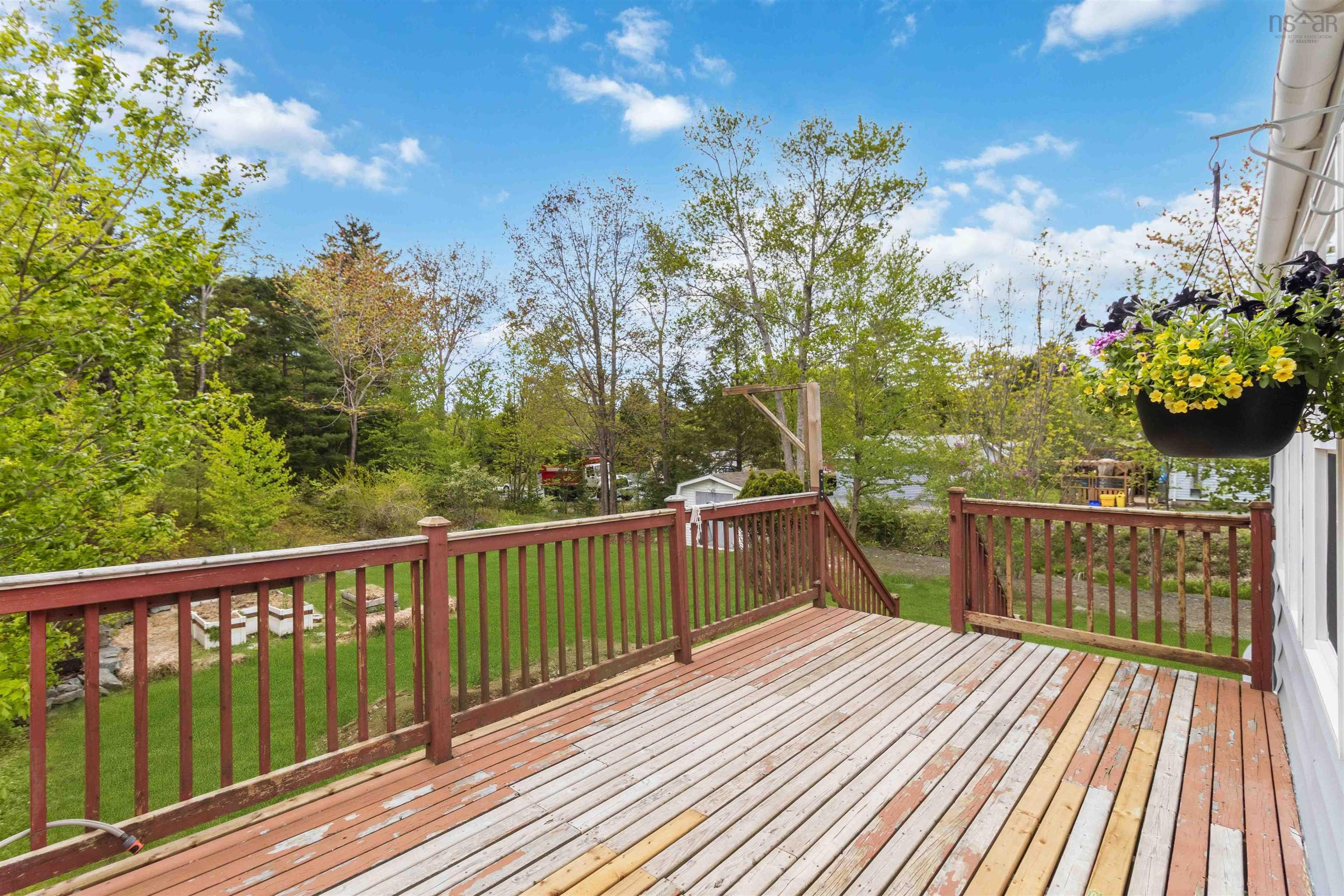 $449,900.00: 77 Carleton Drive, Lake Echo
