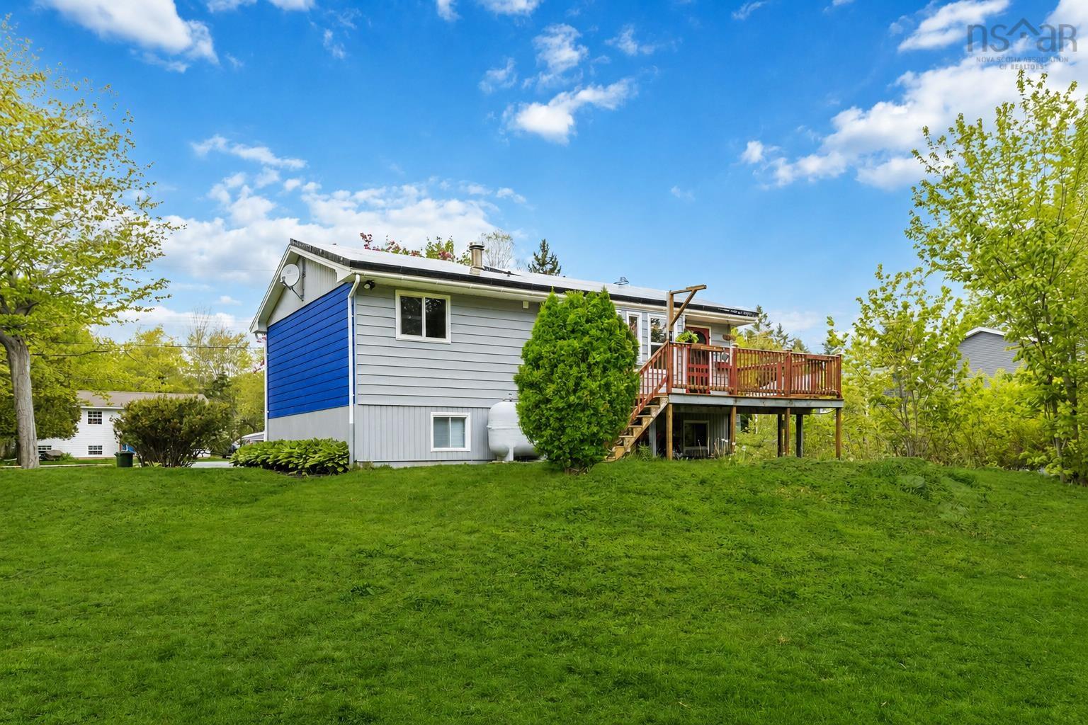 $449,900.00: 77 Carleton Drive, Lake Echo
