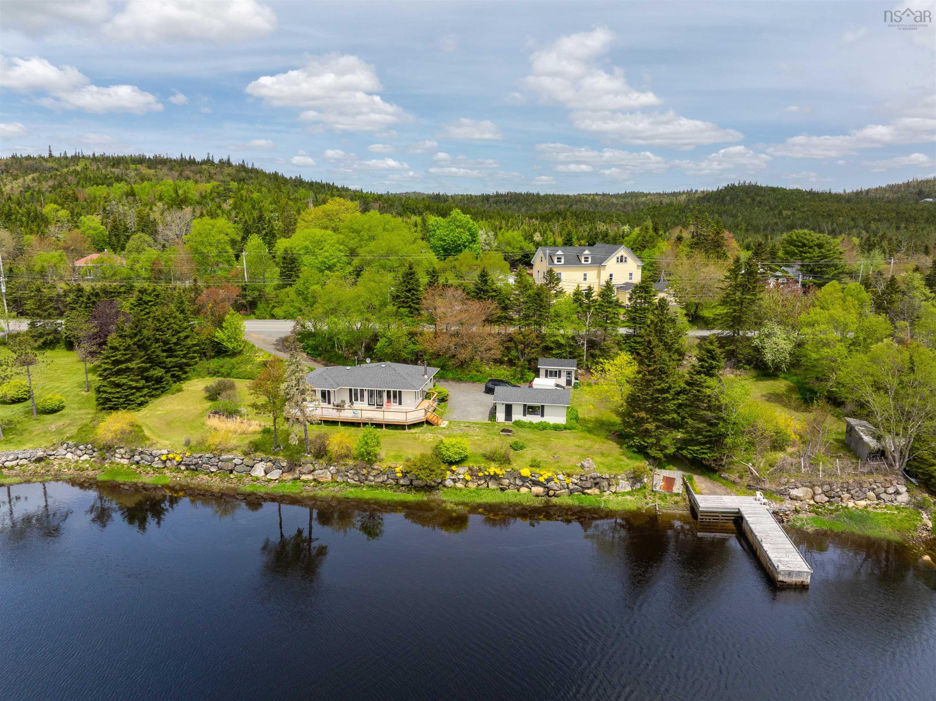 $674,999.00: 8322 7 Highway Highway, Musquodoboit Harbour