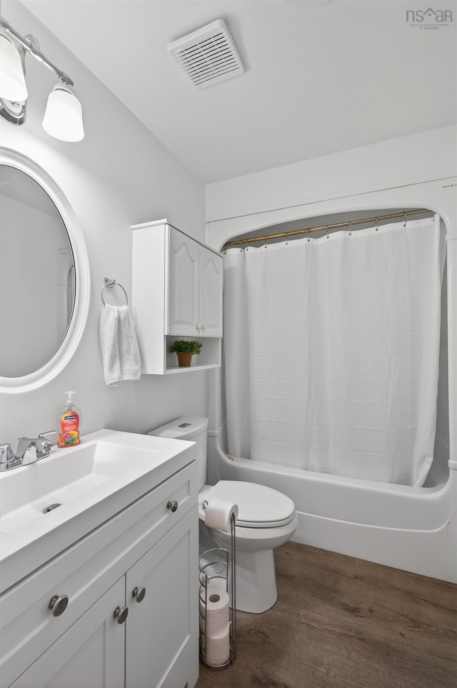 $674,999.00: 8322 7 Highway Highway, Musquodoboit Harbour