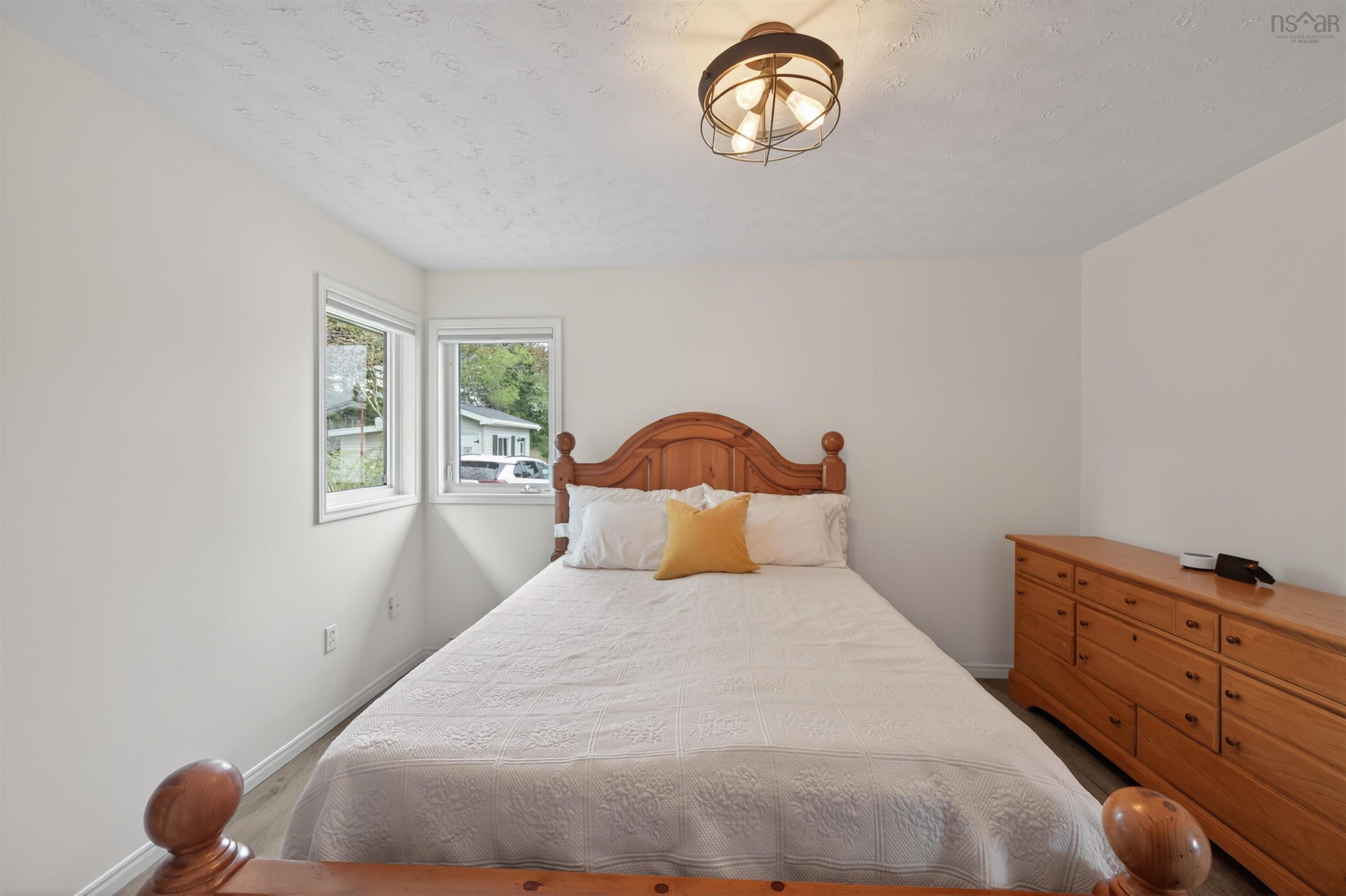 $674,999.00: 8322 7 Highway Highway, Musquodoboit Harbour