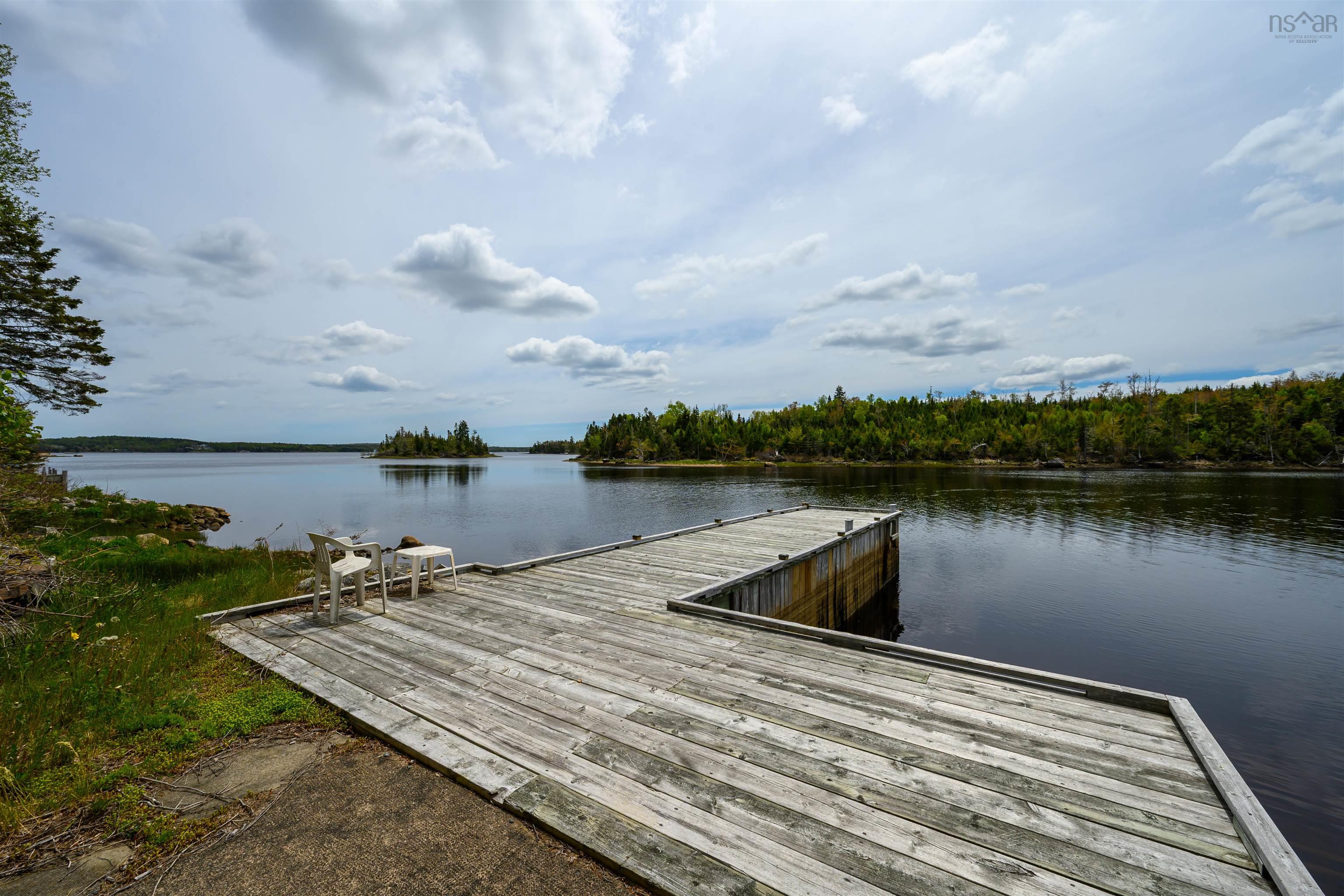 $674,999.00: 8322 7 Highway Highway, Musquodoboit Harbour