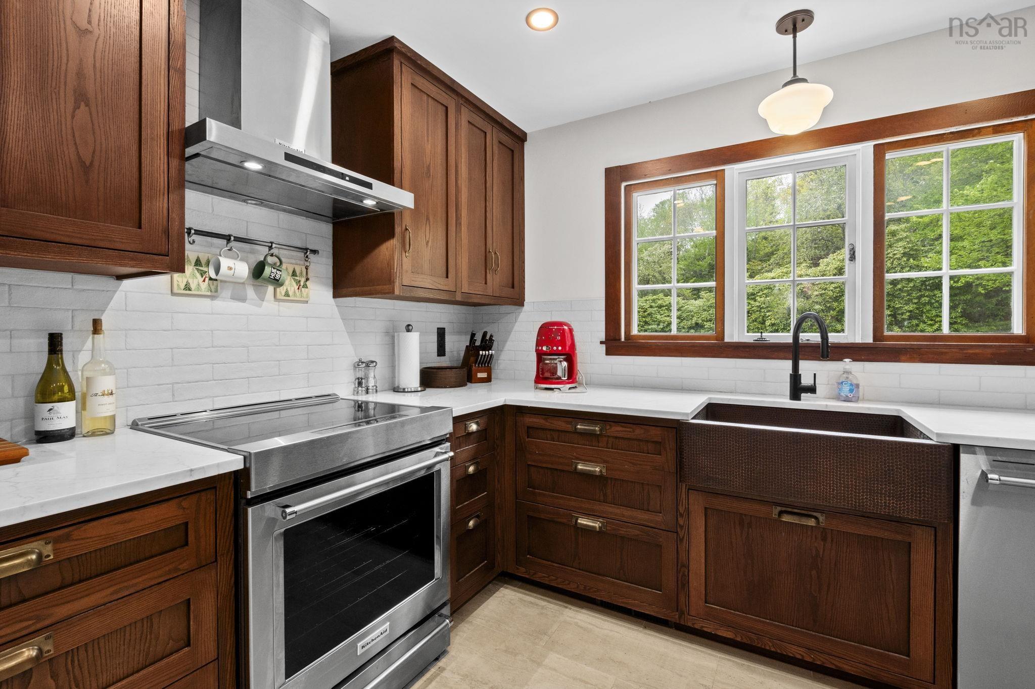 $1,300,000.00: 23 Golf Links Road, Bedford