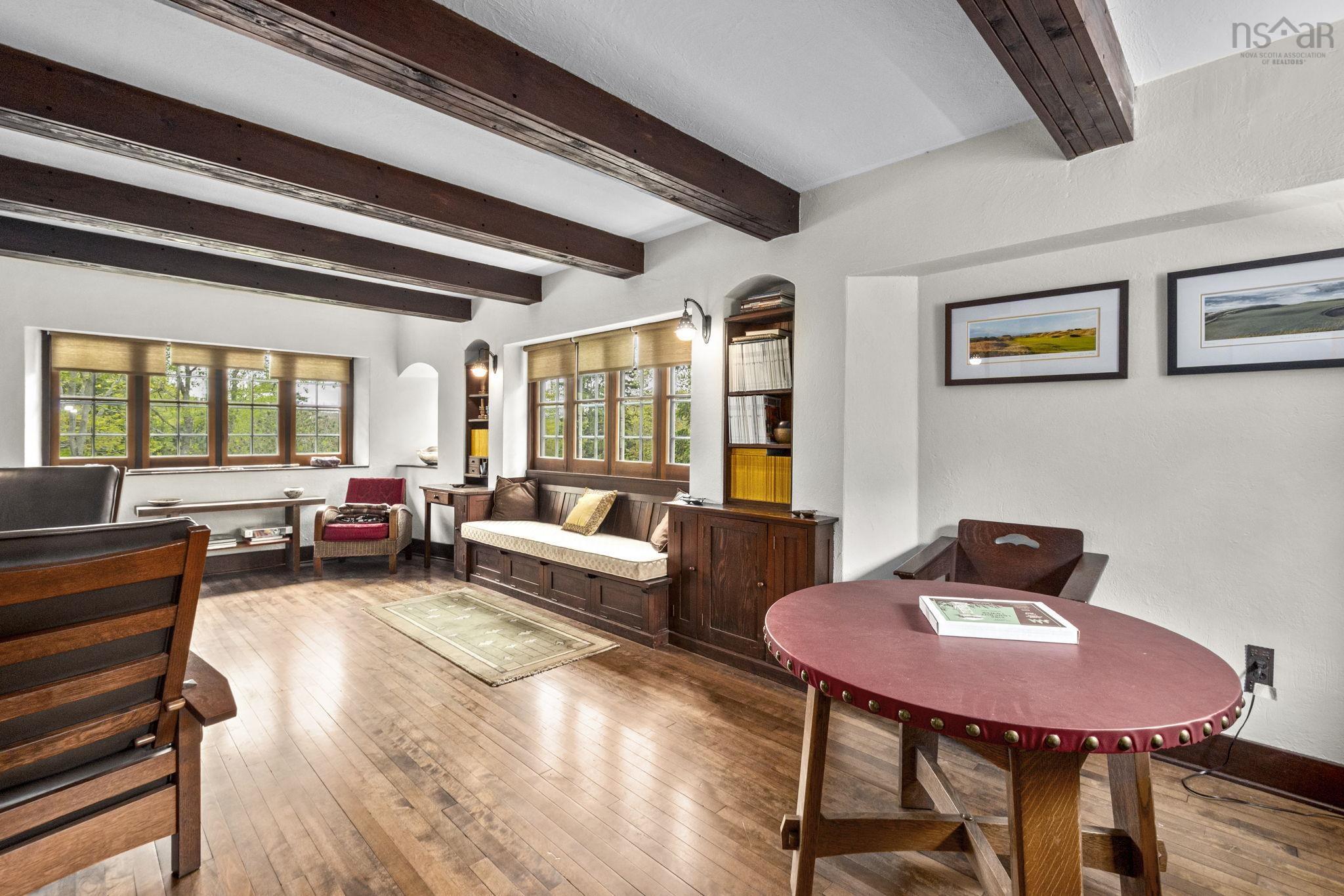 $1,300,000.00: 23 Golf Links Road, Bedford