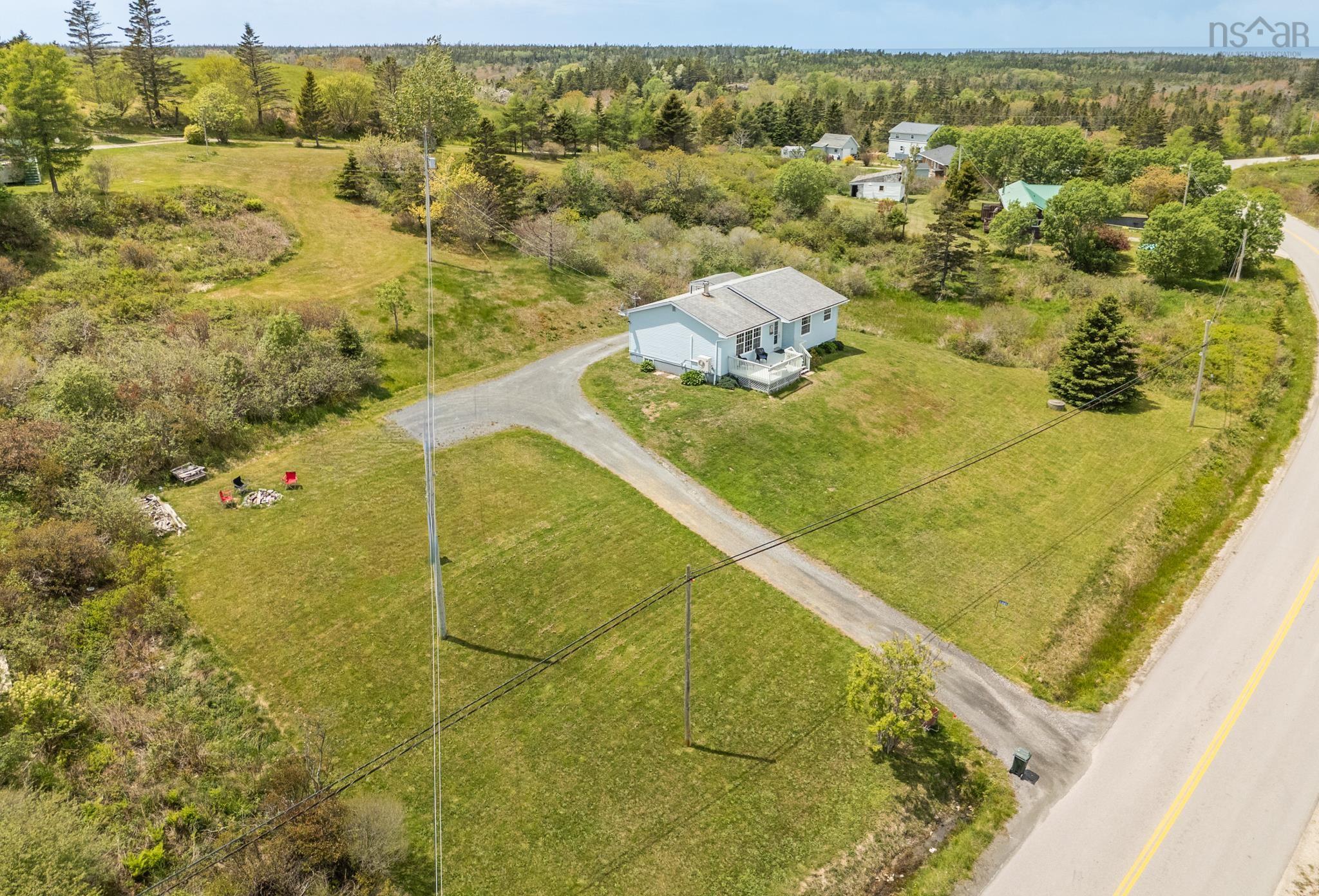$320,000.00: 1331 Main Shore Road, Sandford