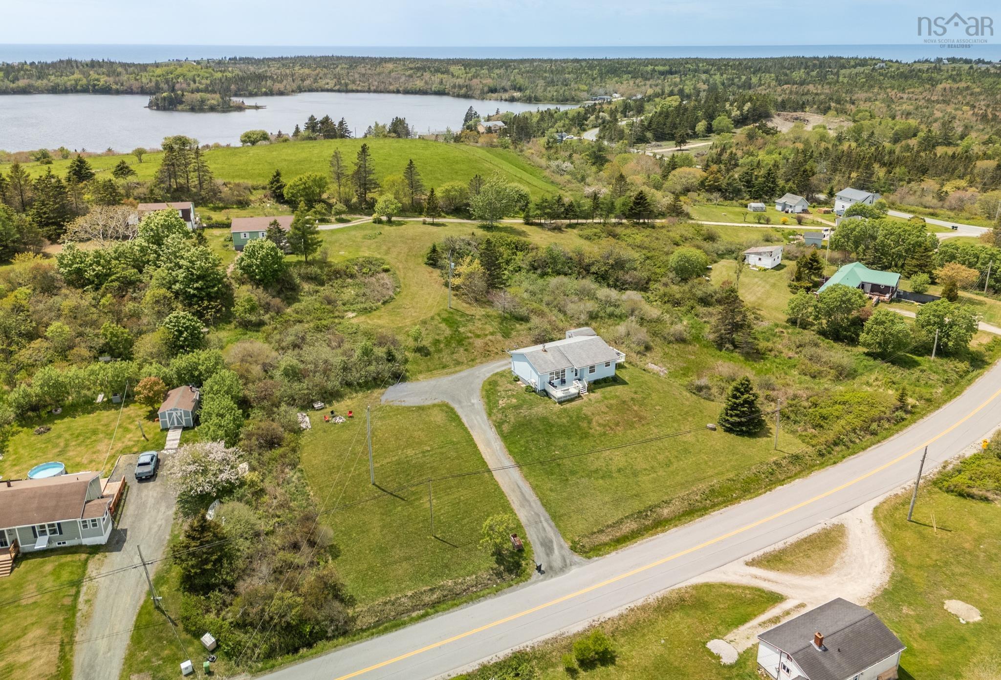 $320,000.00: 1331 Main Shore Road, Sandford