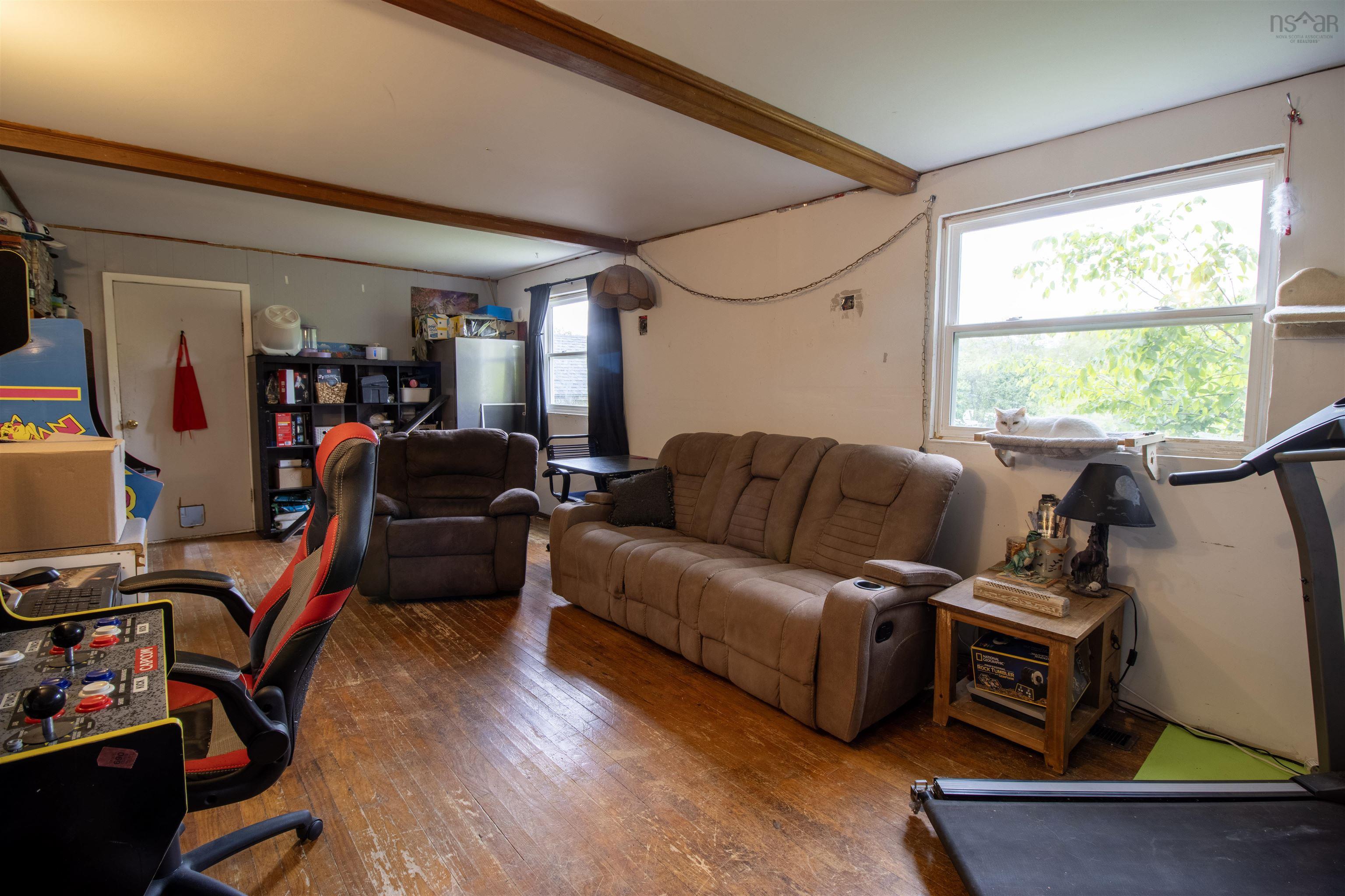 $260,000.00: 67 Lawrencetown Lane, Lawrencetown