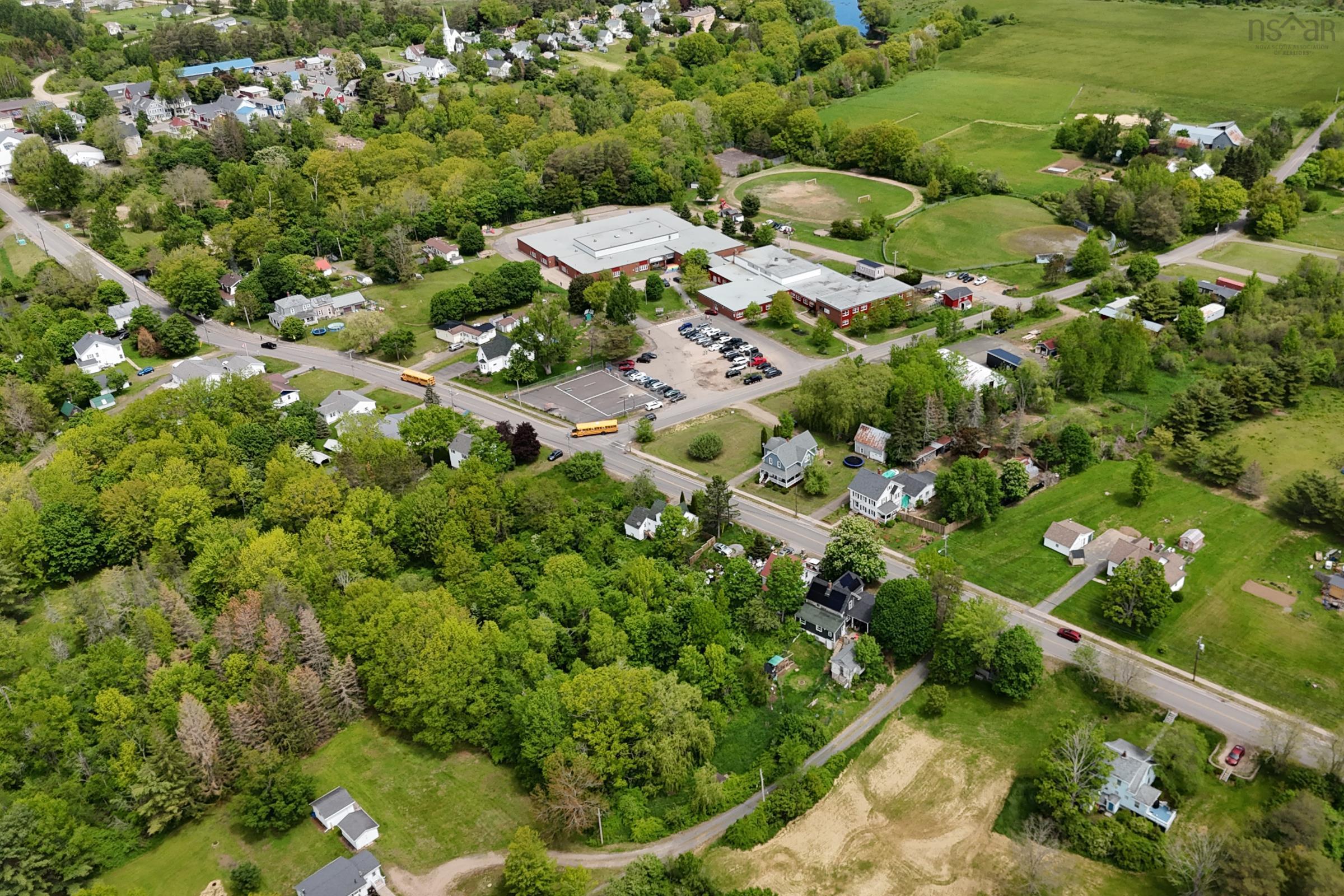 $260,000.00: 67 Lawrencetown Lane, Lawrencetown