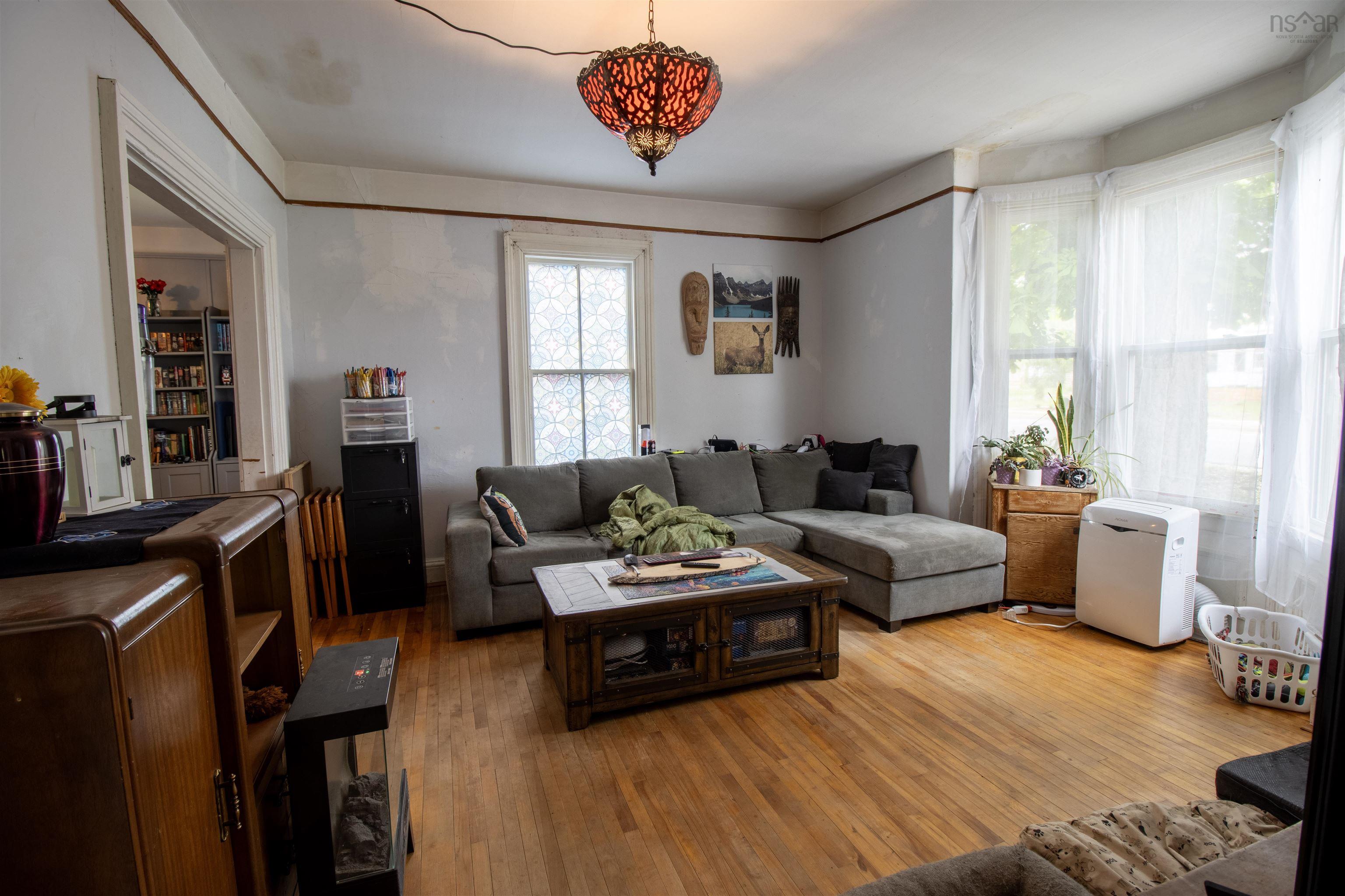 $260,000.00: 67 Lawrencetown Lane, Lawrencetown
