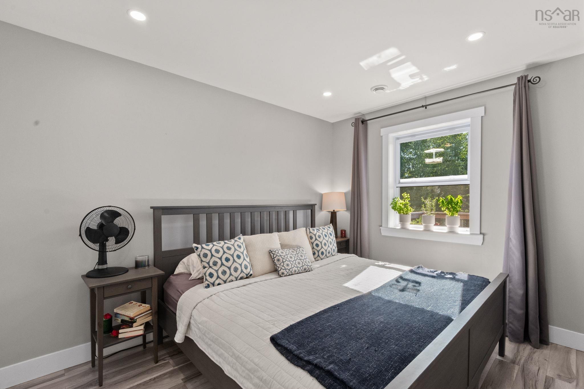 $1,050,000.00: 26-28 Raspberry Lane, Currys Corner