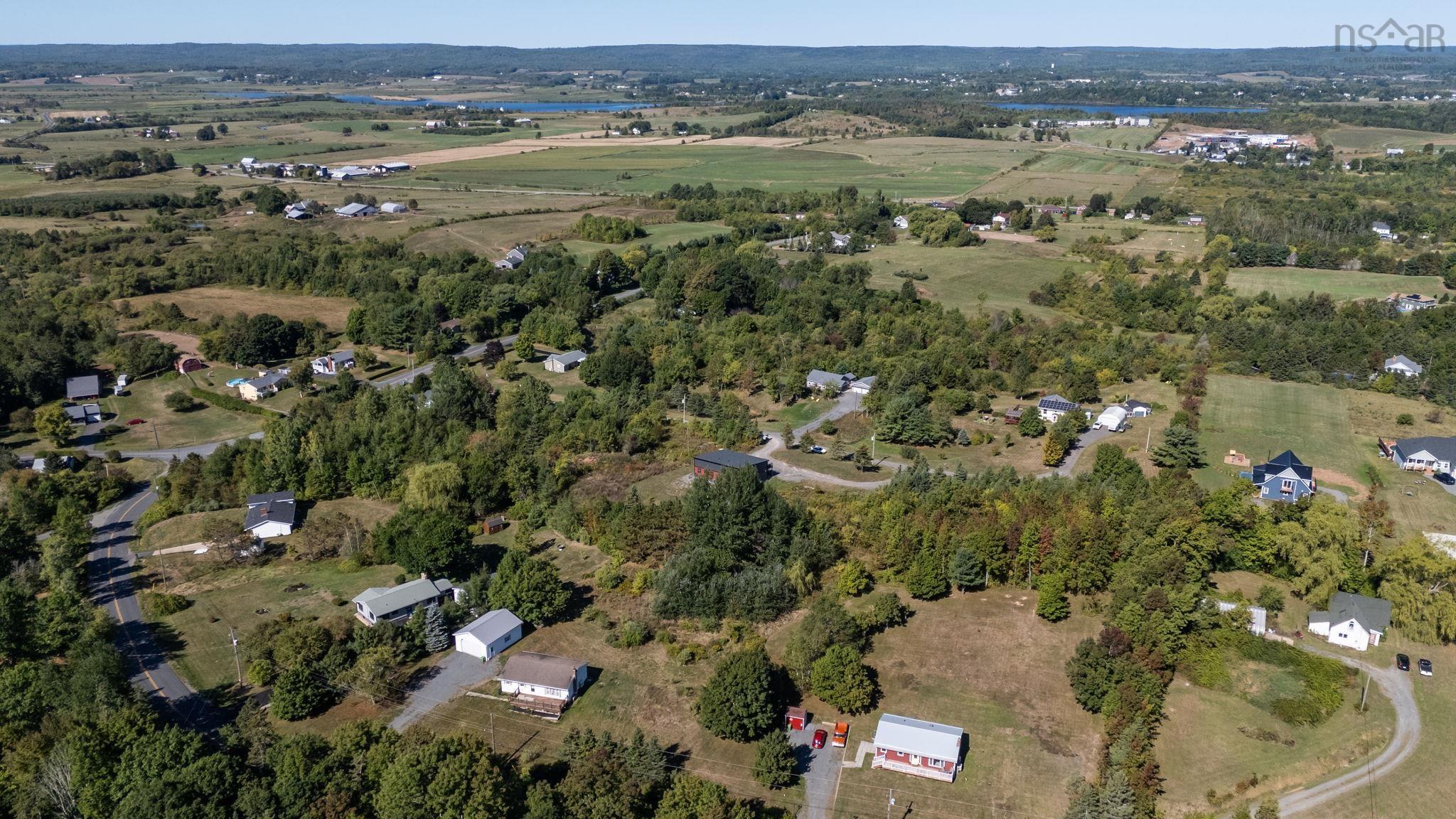$1,050,000.00: 26-28 Raspberry Lane, Currys Corner
