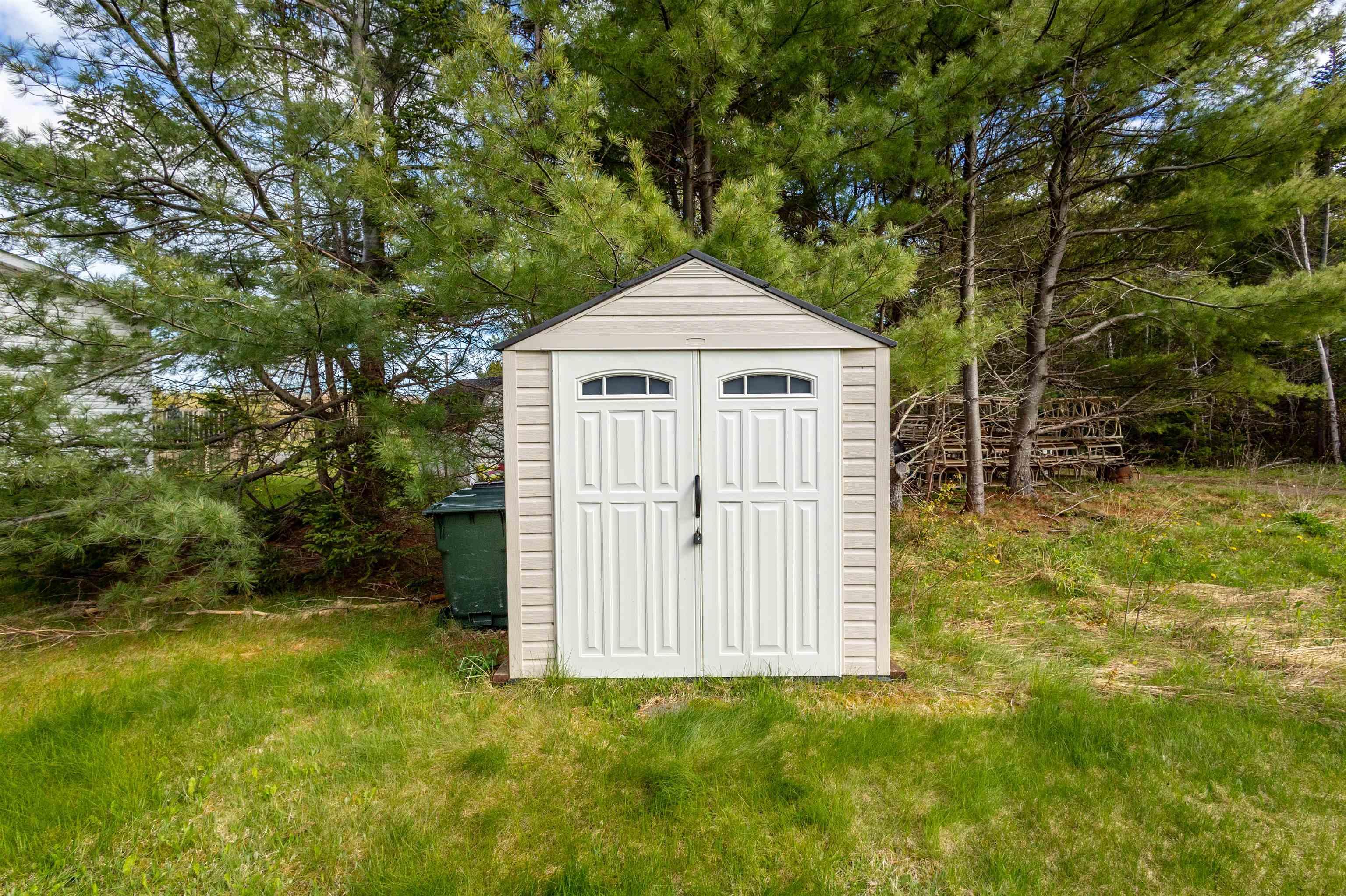 $179,900.00: 12 Whispering Pines Road, Mira Road