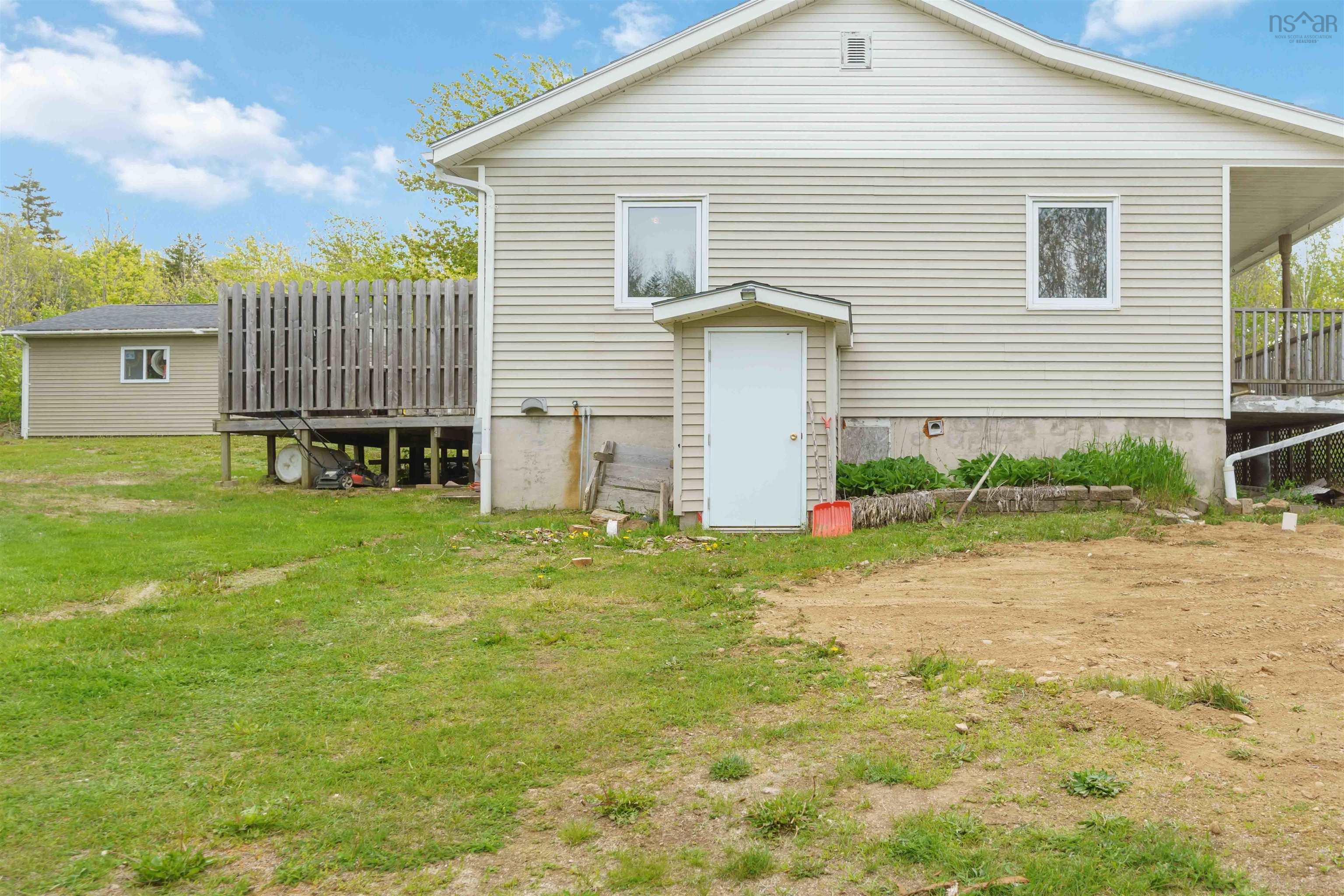 $339,000.00: 1460 Hampton Mountain Road, Hampton