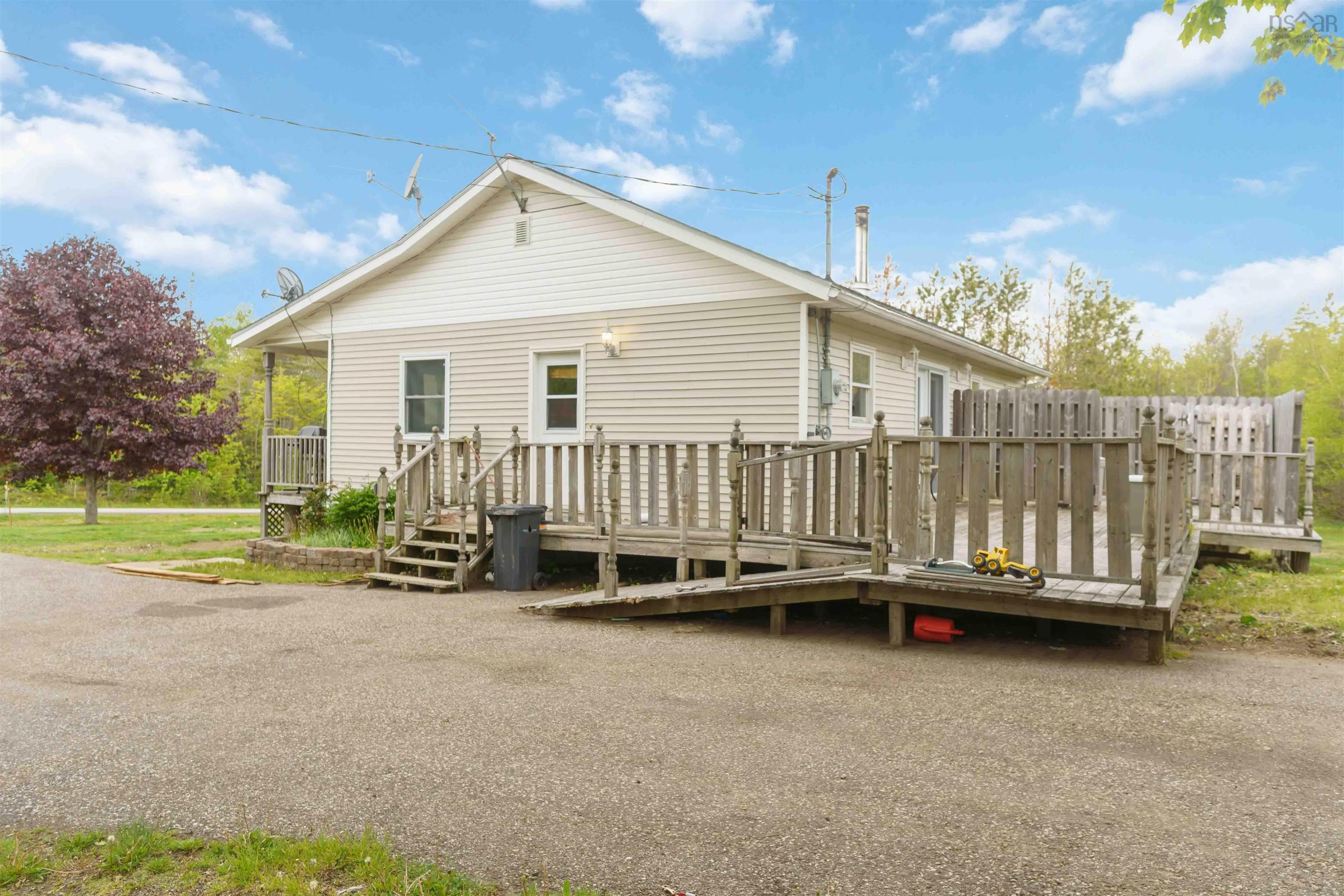 $339,000.00: 1460 Hampton Mountain Road, Hampton