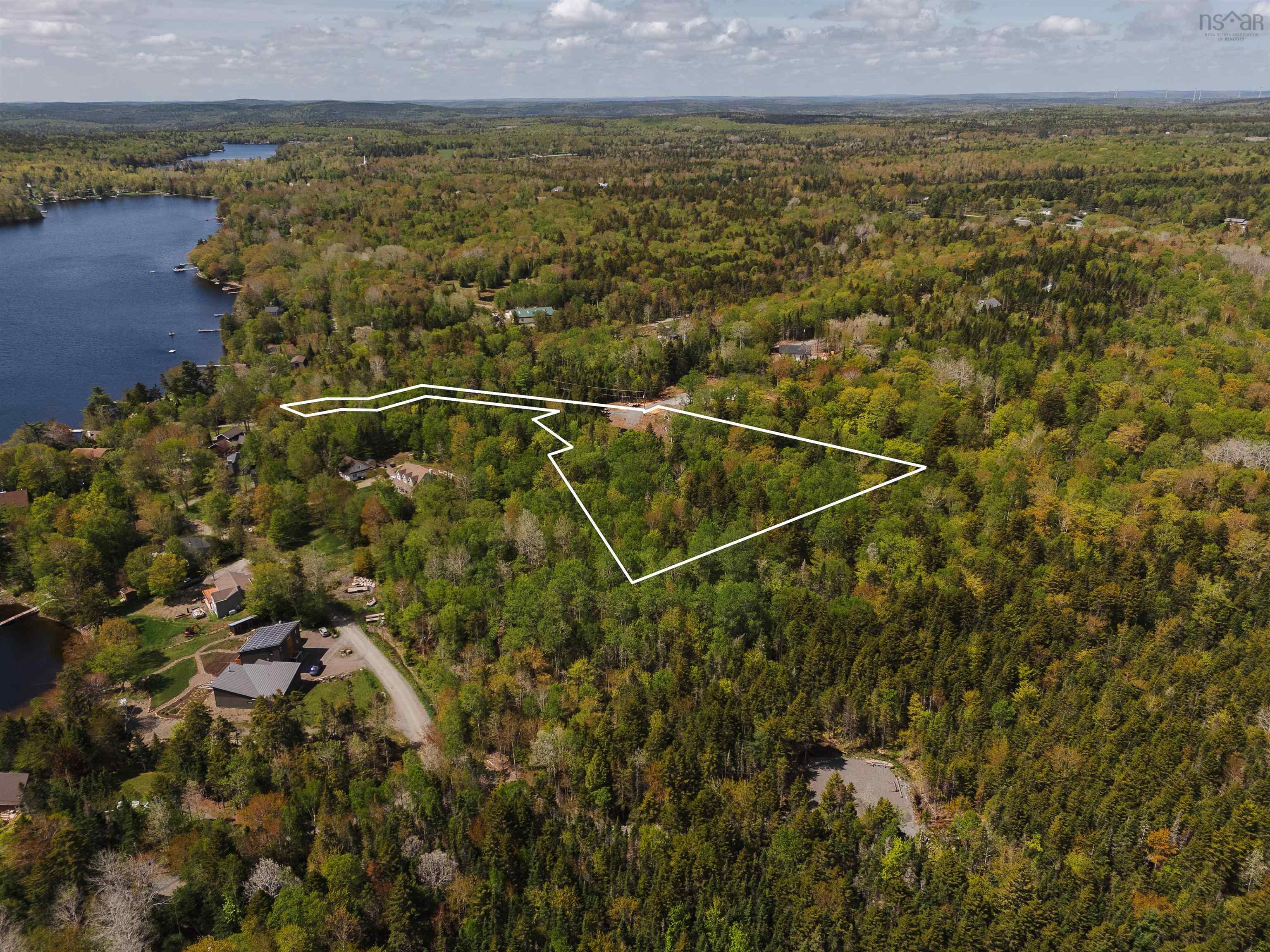 $75,000.00: 14 Douglaswood Drive, Lakelands