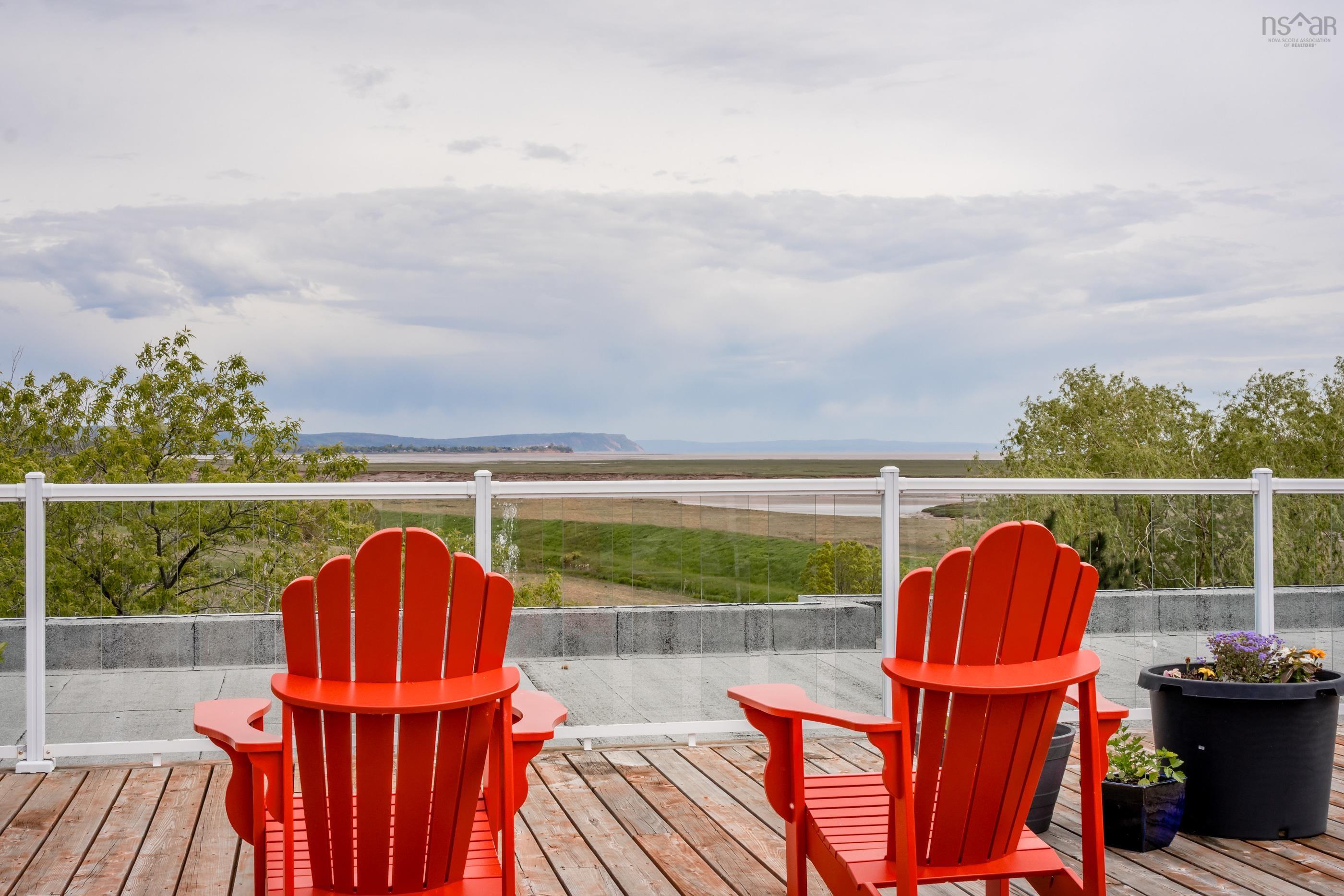 $724,900.00: 313 24 Harbourside Drive, Wolfville