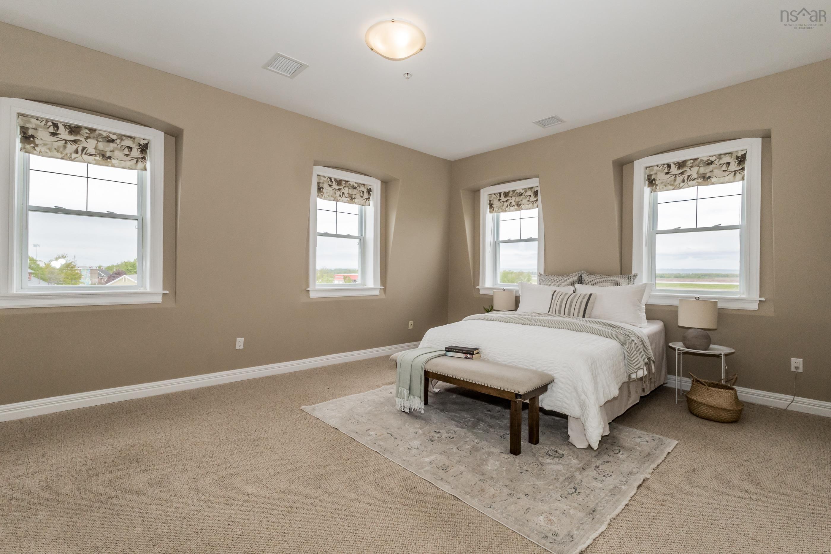 $724,900.00: 313 24 Harbourside Drive, Wolfville