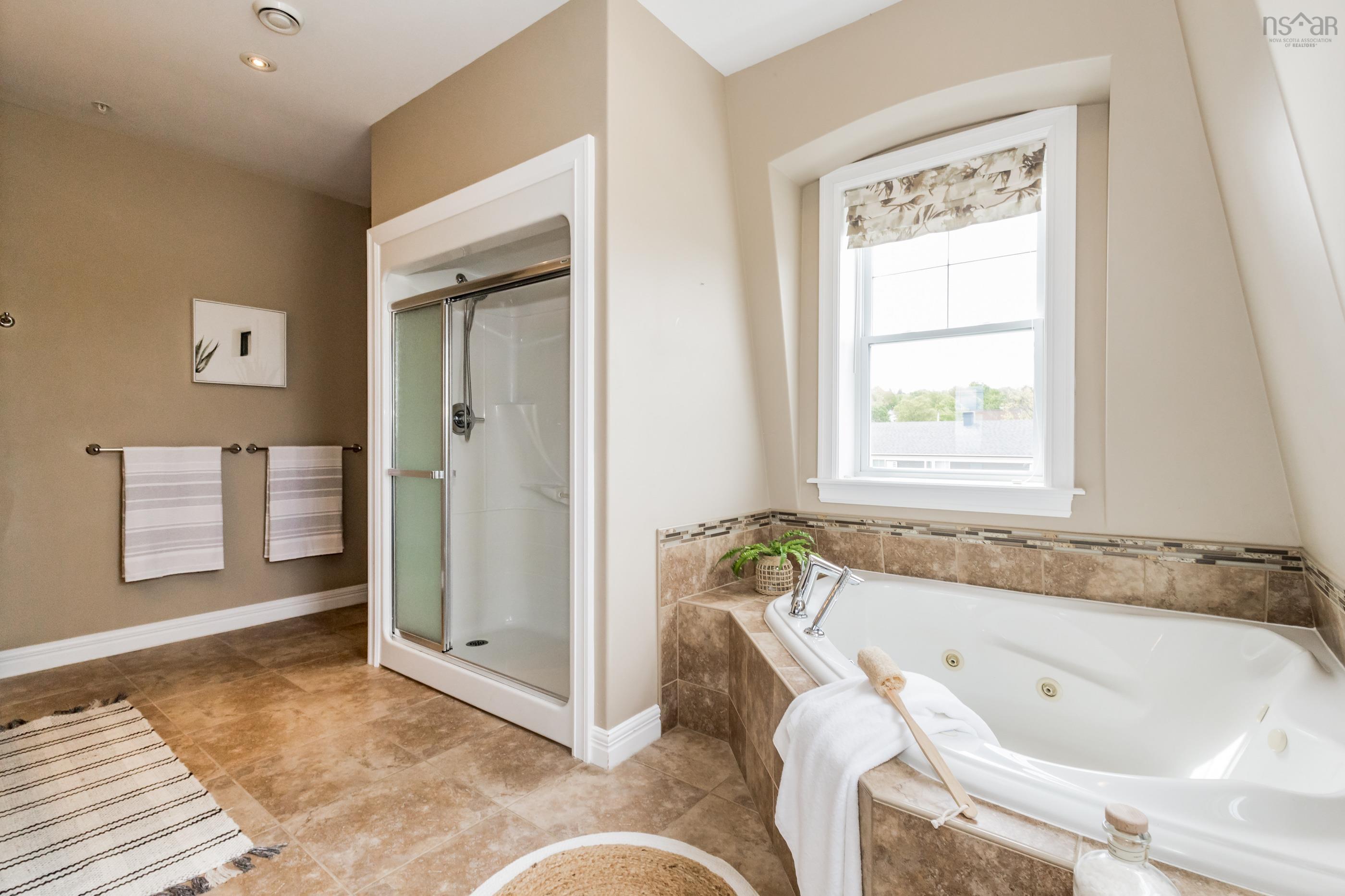 $724,900.00: 313 24 Harbourside Drive, Wolfville