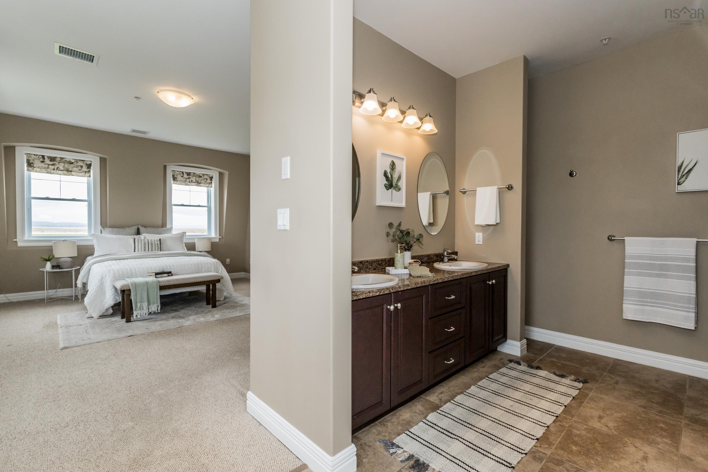 $724,900.00: 313 24 Harbourside Drive, Wolfville