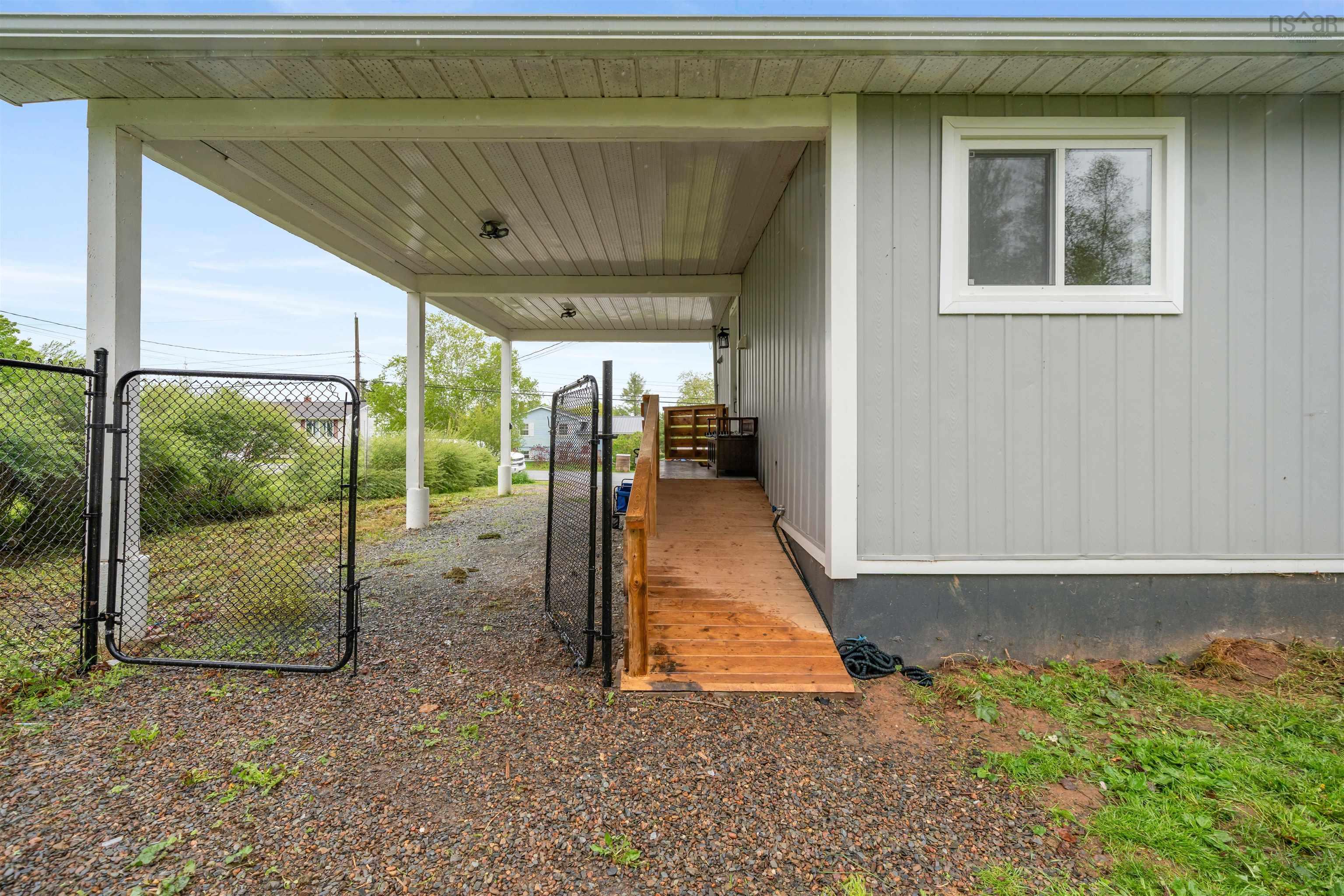 $429,900.00: 11 Lacey Road, Milford