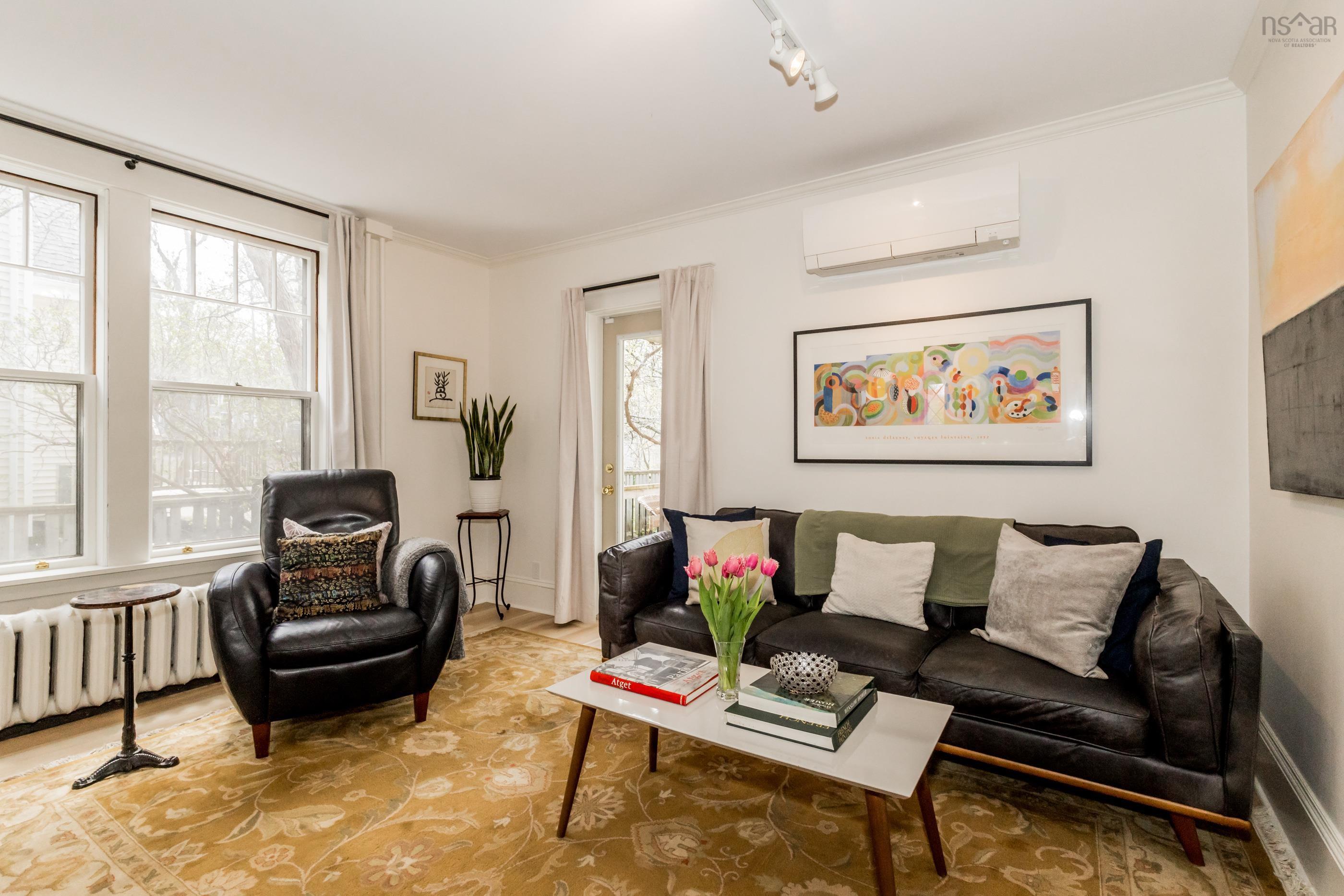 $1,085,000.00: 12 Linden Avenue, Wolfville