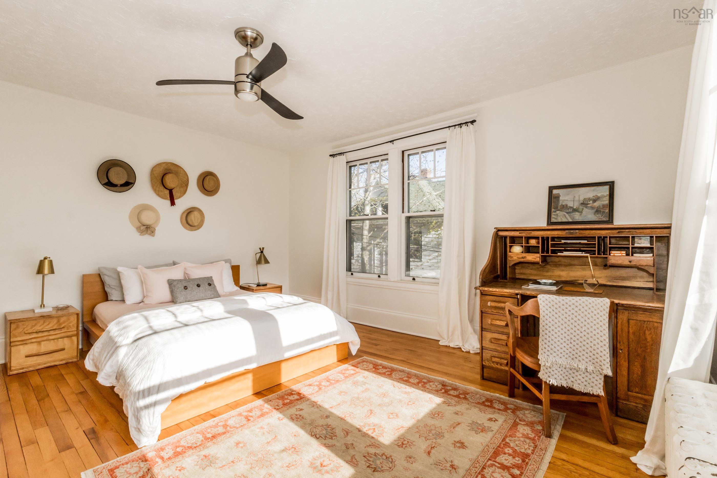 $1,085,000.00: 12 Linden Avenue, Wolfville