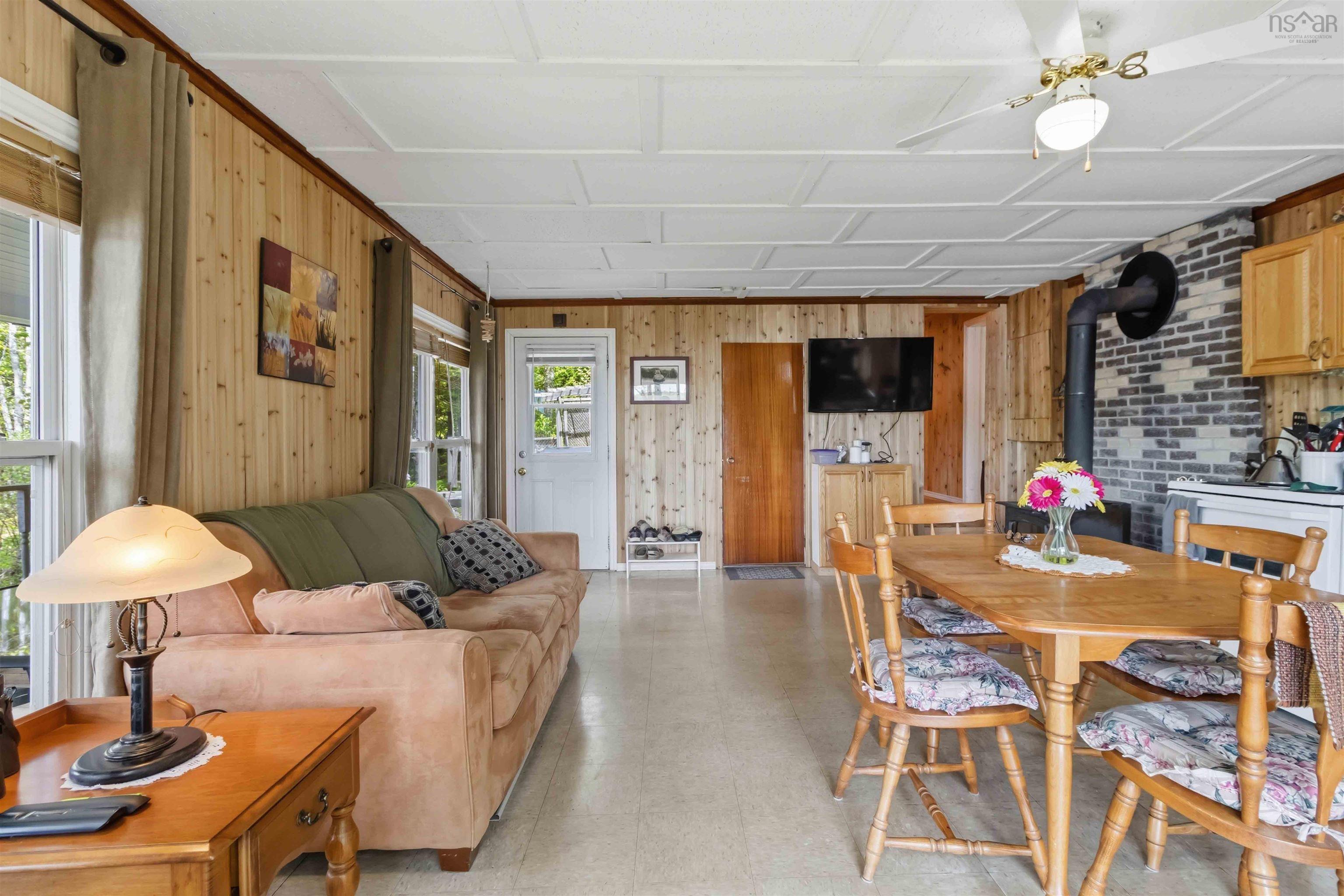 $199,900.00: 382 Grimms Cove Road, Parkdale