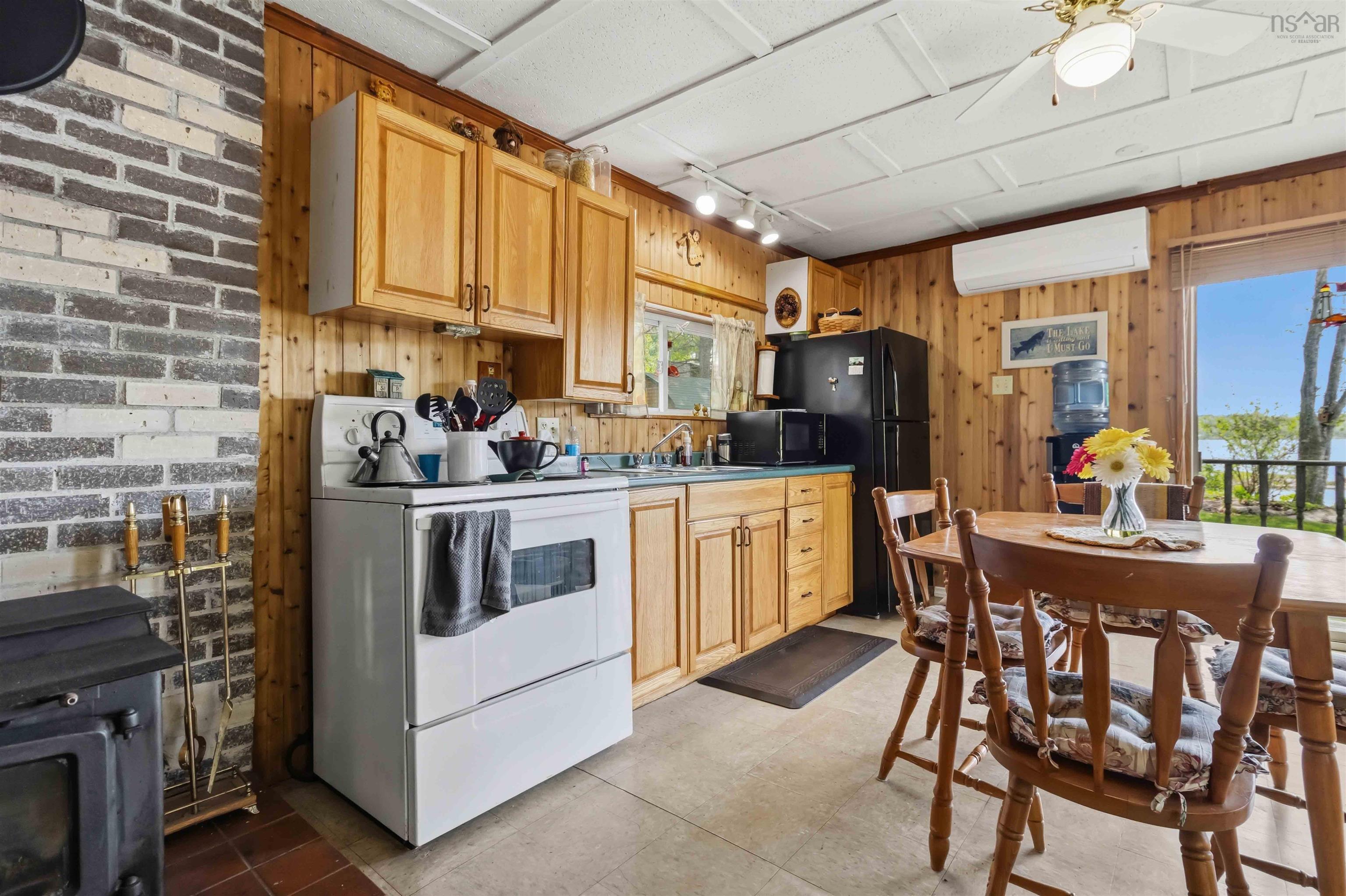 $199,900.00: 382 Grimms Cove Road, Parkdale