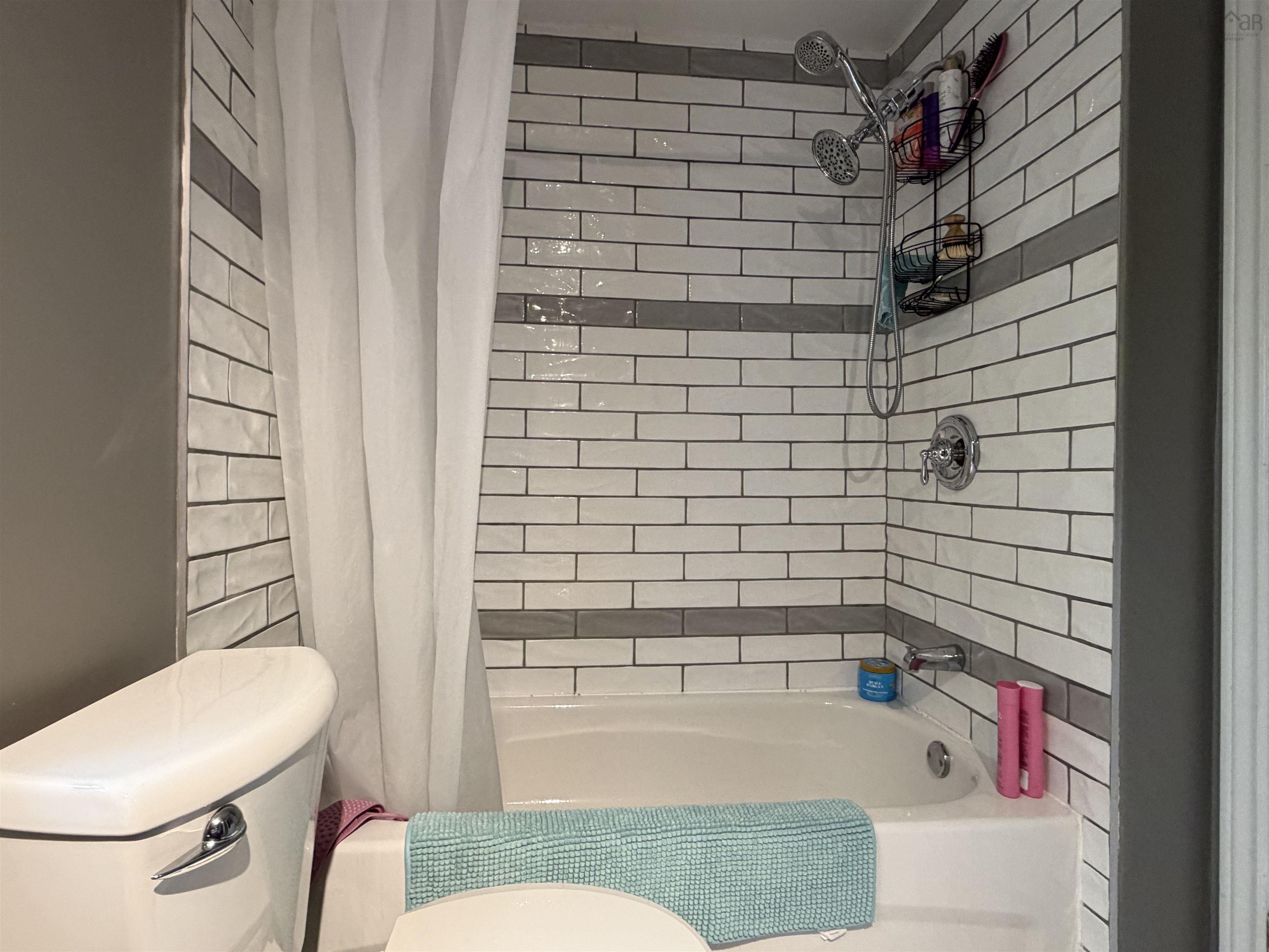 $199,000.00: 53 Ross Street, Pictou
