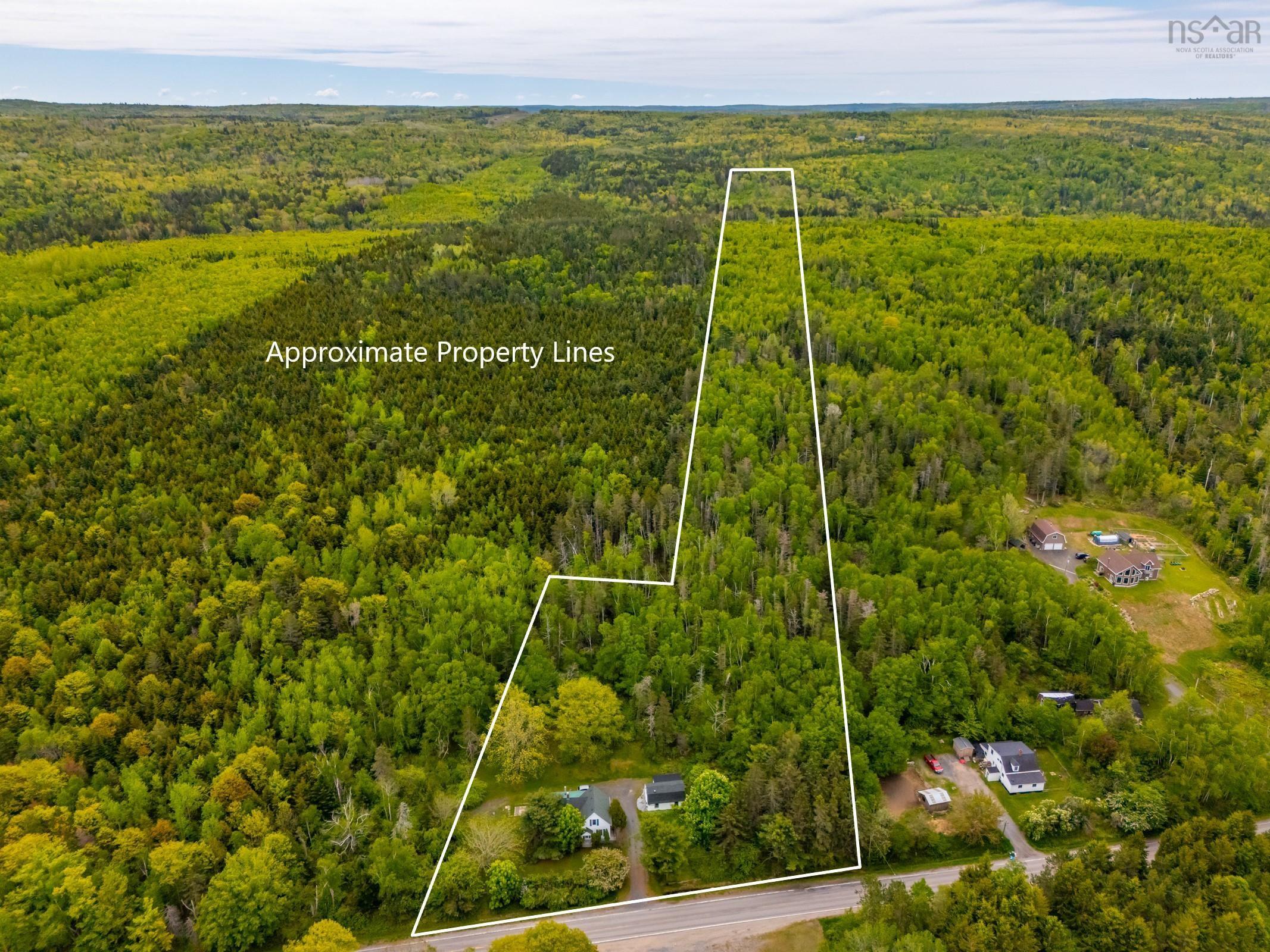 $389,000.00: 2526 Highway 1, Upper Clements