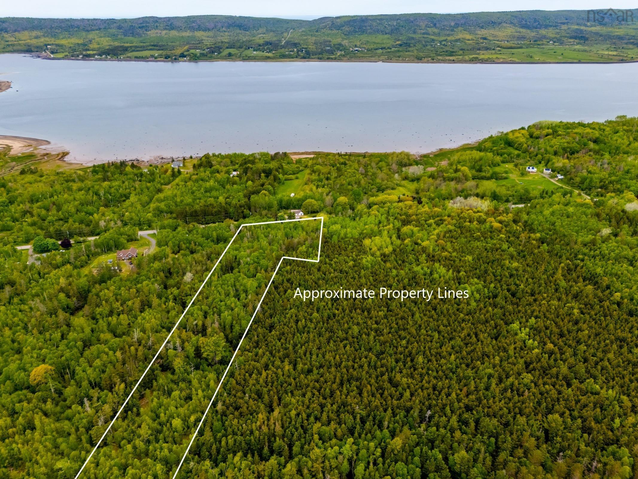 $389,000.00: 2526 Highway 1, Upper Clements