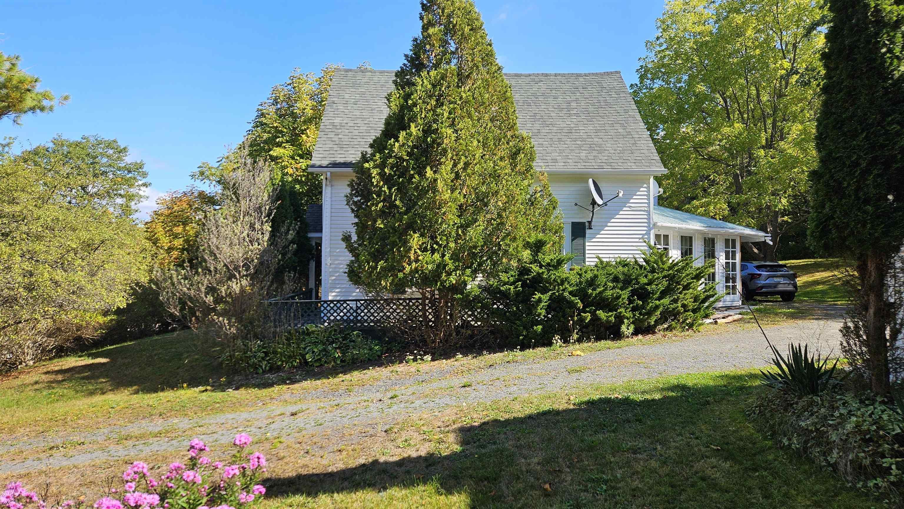 $389,000.00: 2526 Highway 1, Upper Clements