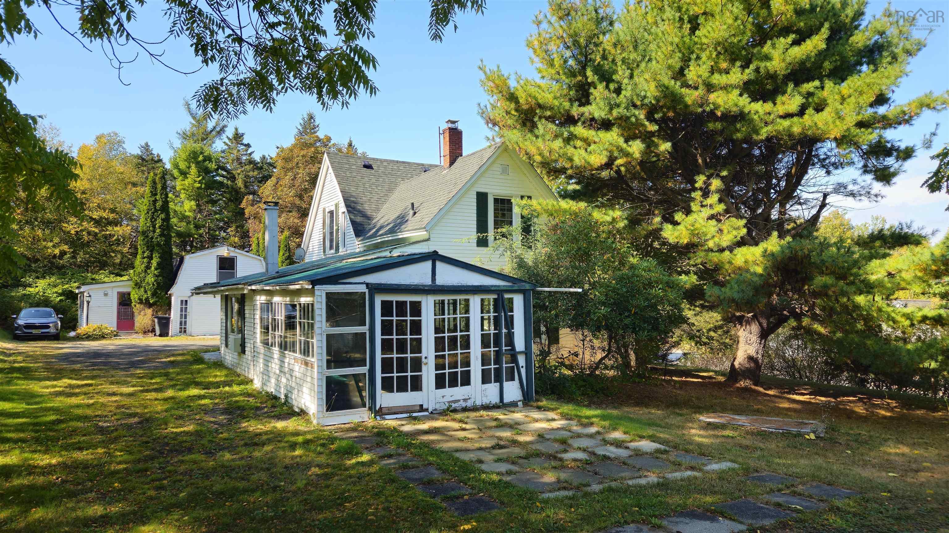 $389,000.00: 2526 Highway 1, Upper Clements