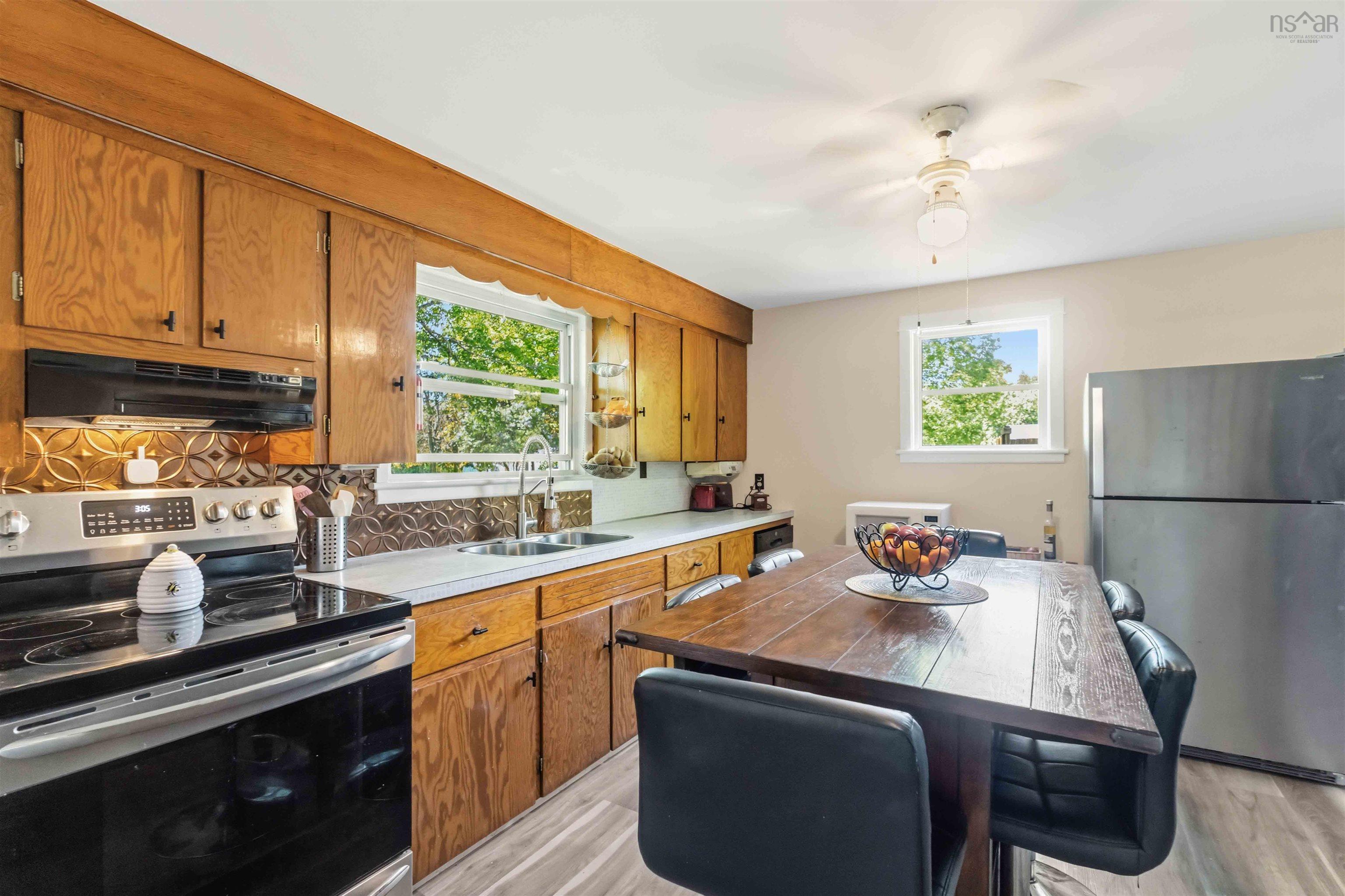 $340,000.00: 998 Maple Avenue, Aylesford