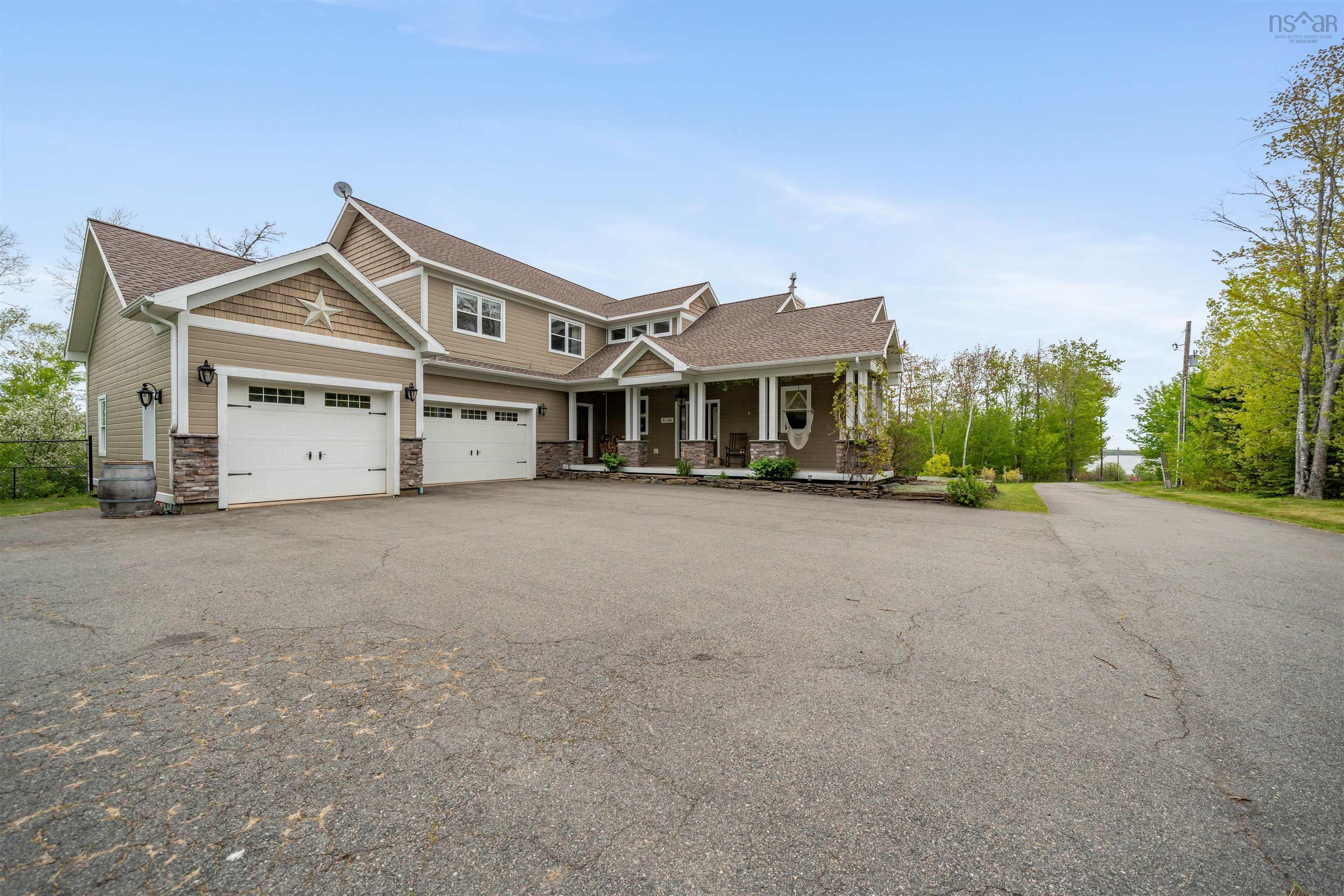 $930,000.00: 14120 HIGHWAY 6, Wallace