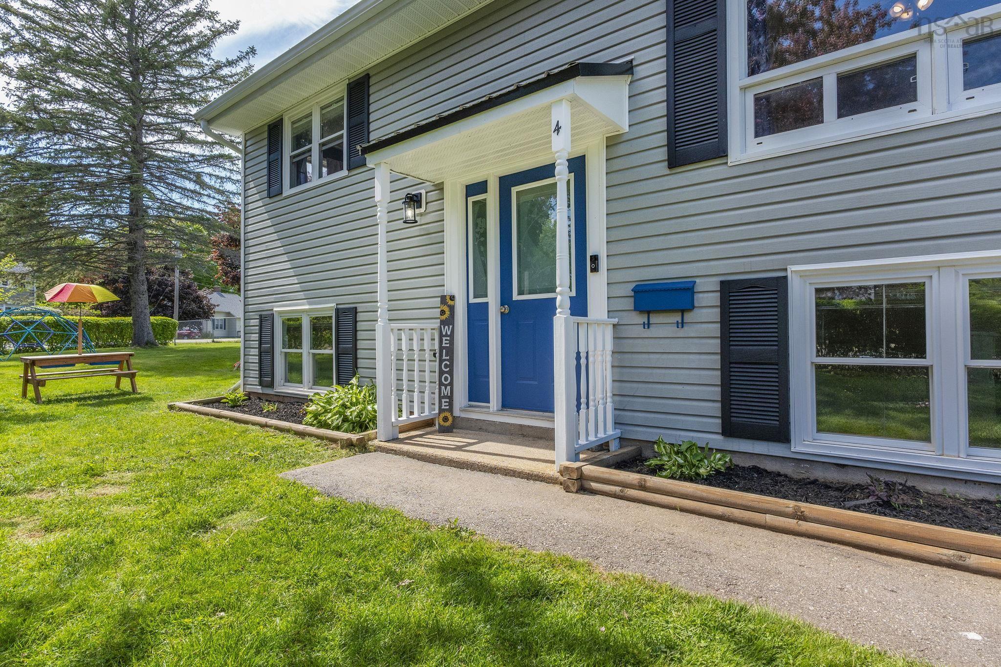 $299,900.00: 4 Reagh Avenue Avenue, Middleton