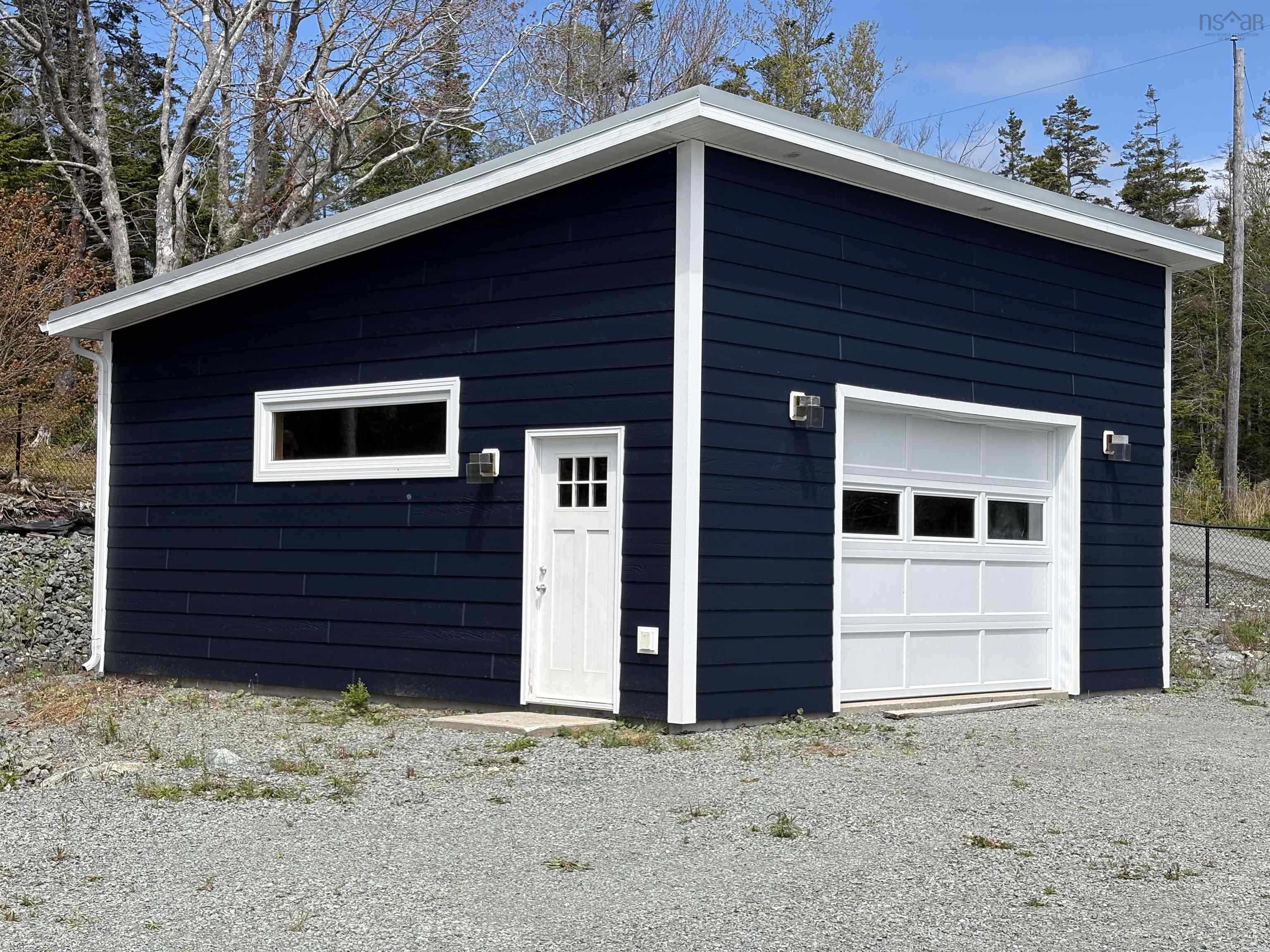 $1,098,000.00: 122 Peter Sosna Drive, Macnabs Cove