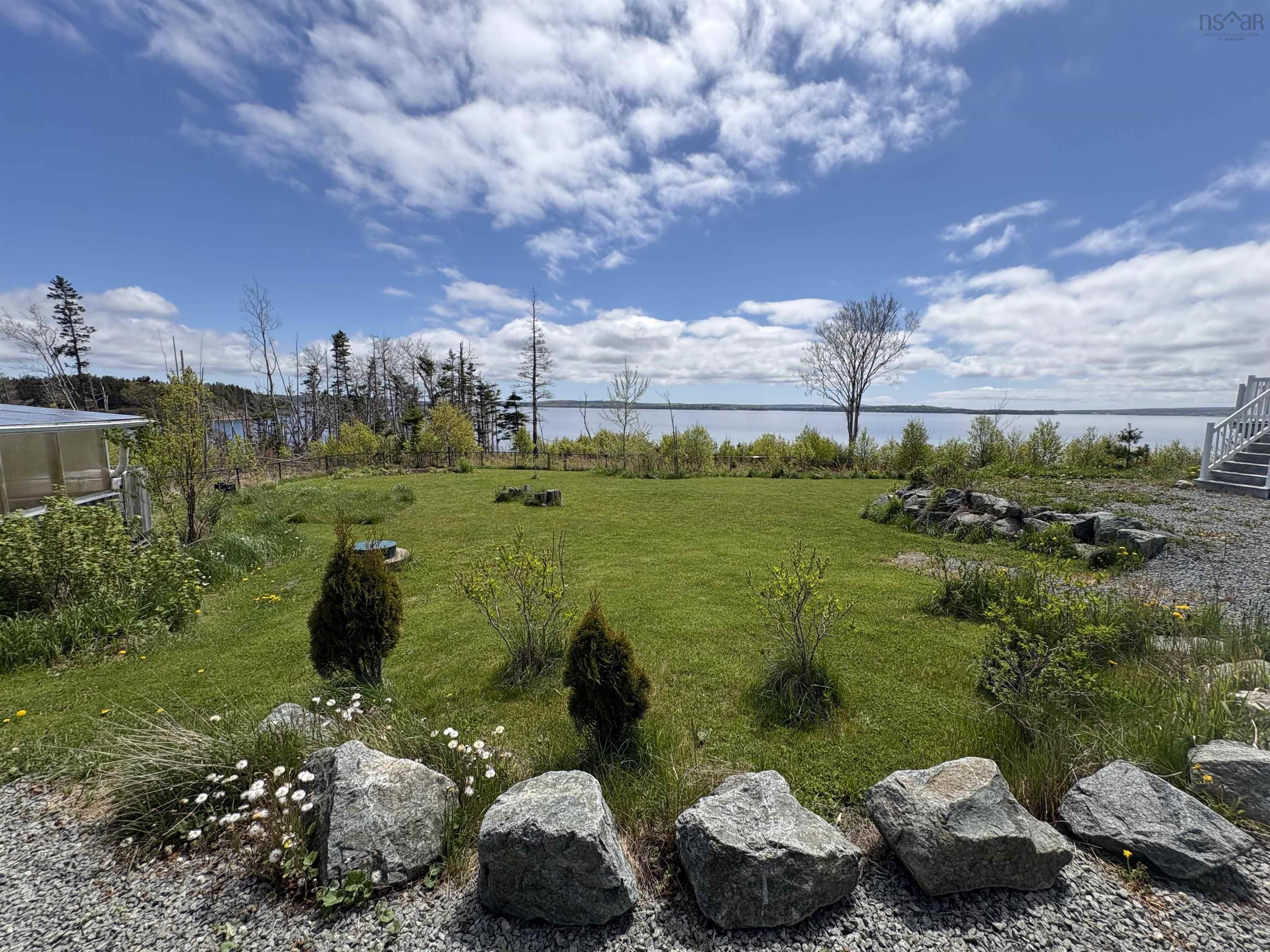 $1,098,000.00: 122 Peter Sosna Drive, Macnabs Cove