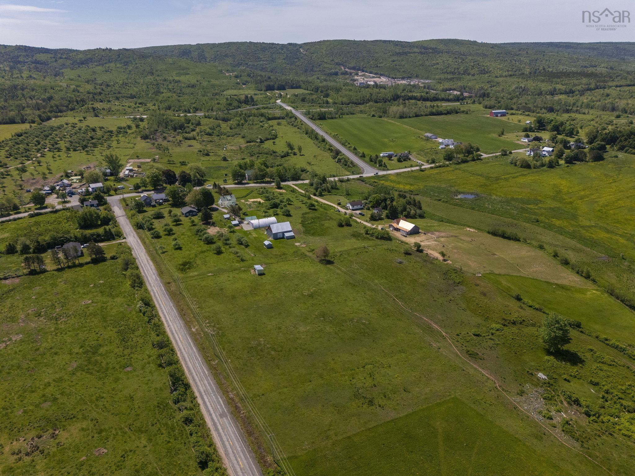 $685,000.00: 4035 Highway 201, Carleton Corner
