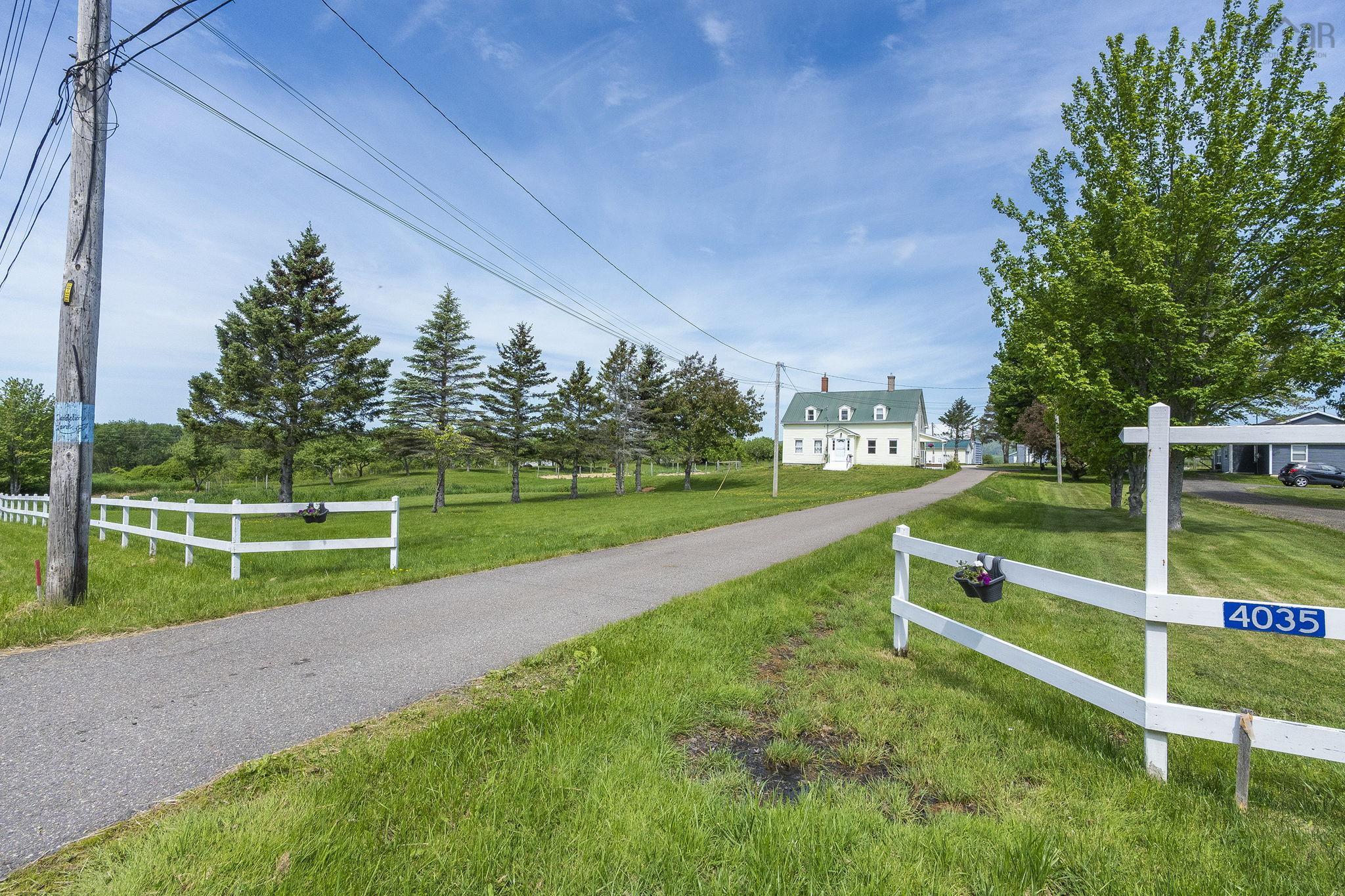 $685,000.00: 4035 Highway 201, Carleton Corner