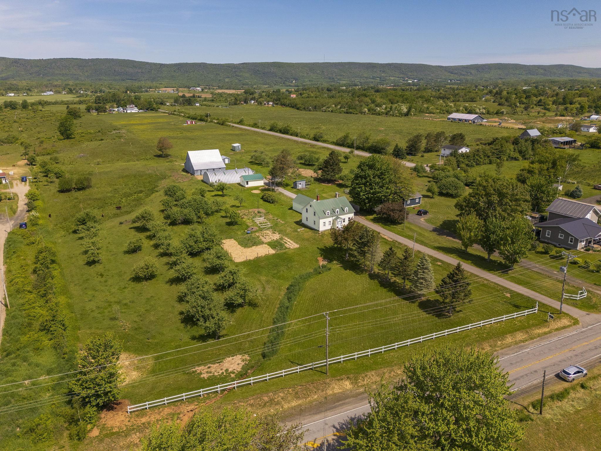 $685,000.00: 4035 Highway 201, Carleton Corner