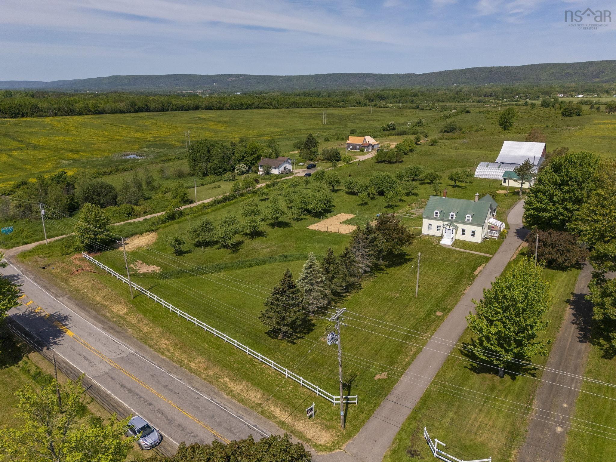 $685,000.00: 4035 Highway 201, Carleton Corner