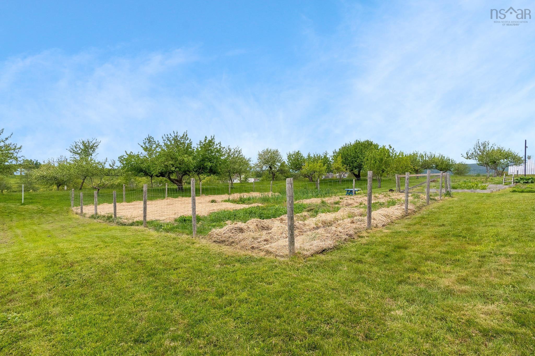 $685,000.00: 4035 Highway 201, Carleton Corner