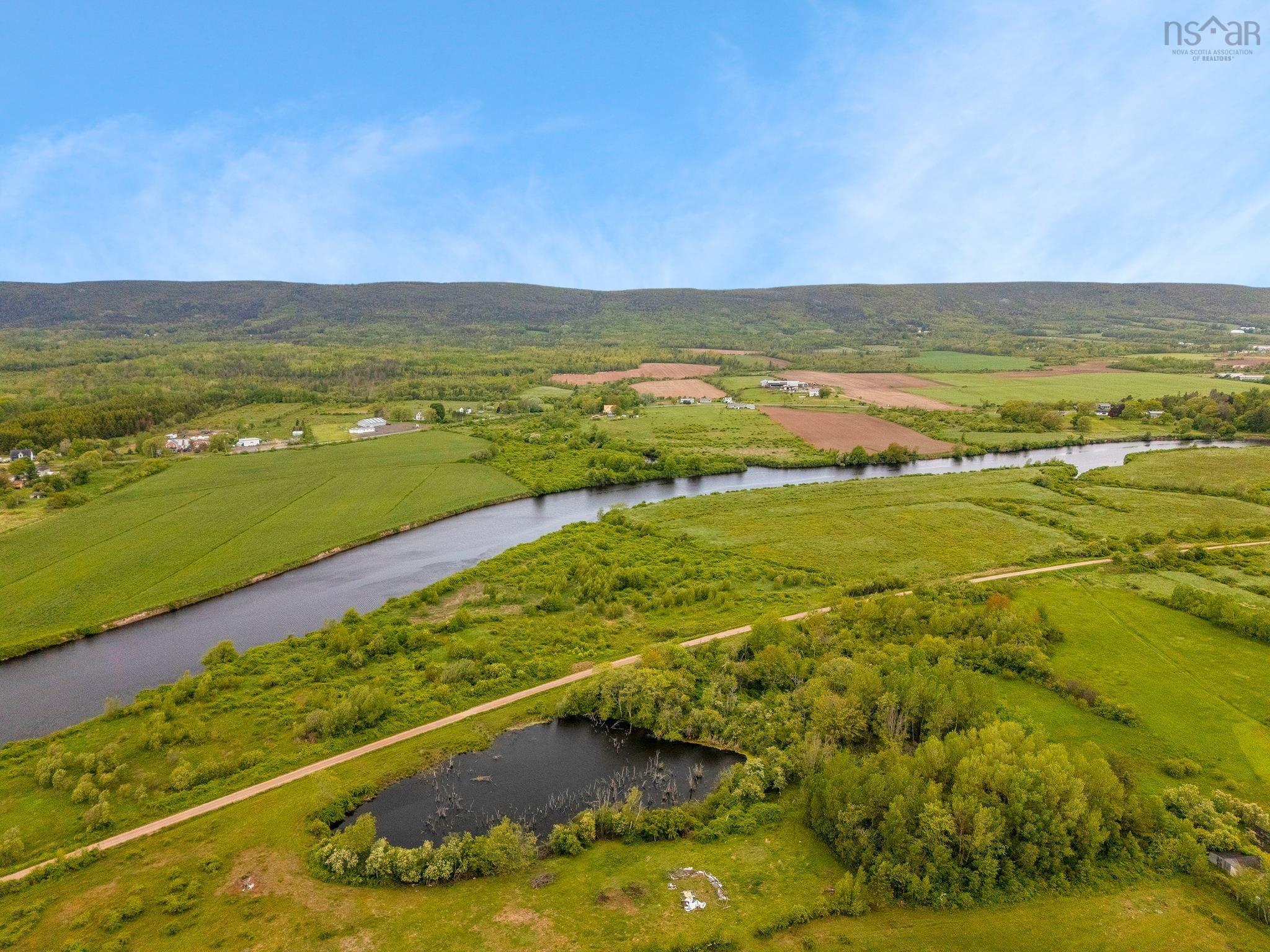 $685,000.00: 4035 Highway 201, Carleton Corner