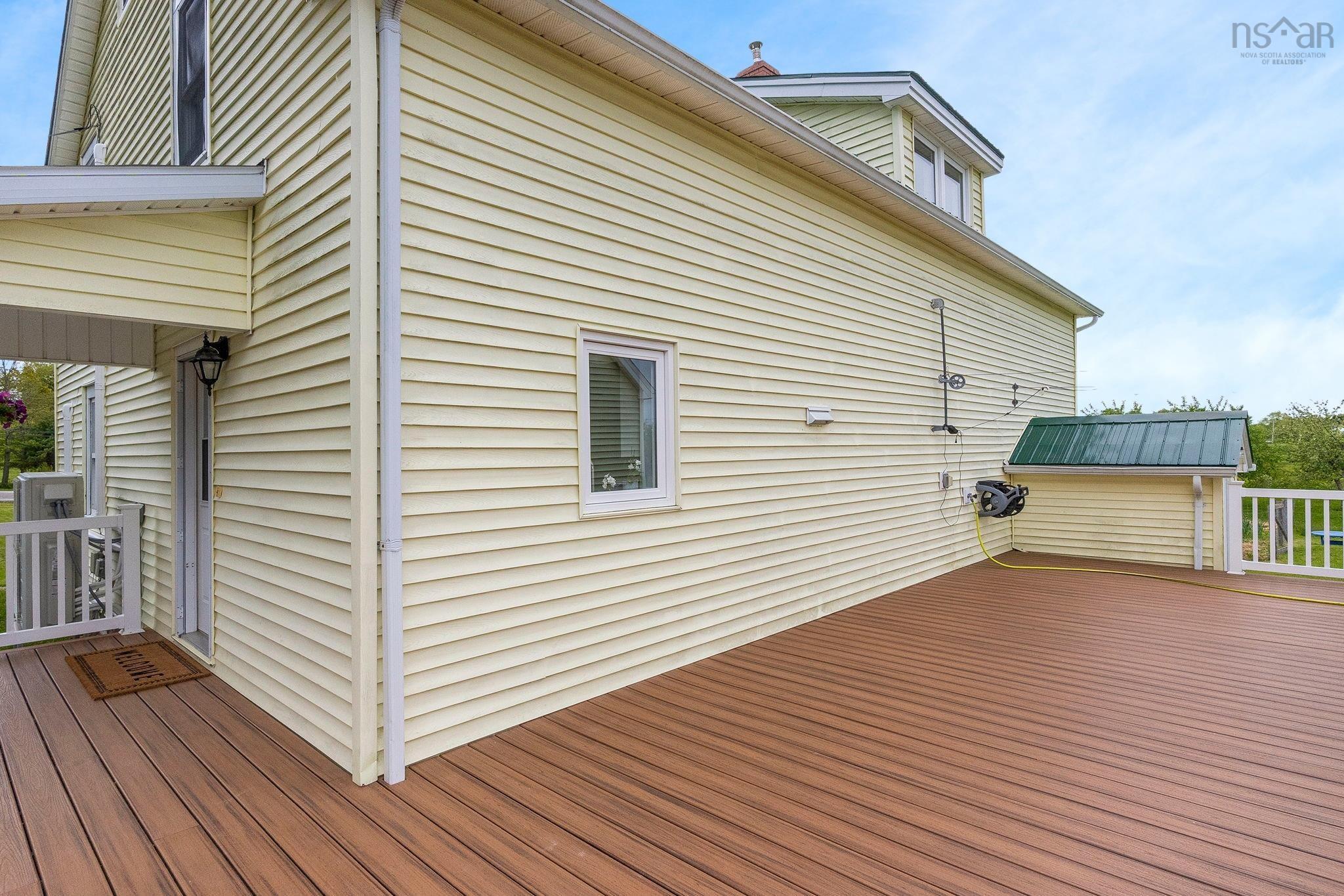 $685,000.00: 4035 Highway 201, Carleton Corner