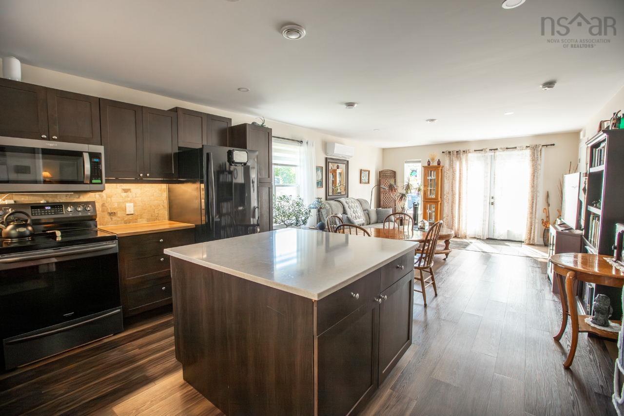 $949,900.00: 346 Lakecreast Drive, Middle Sackville