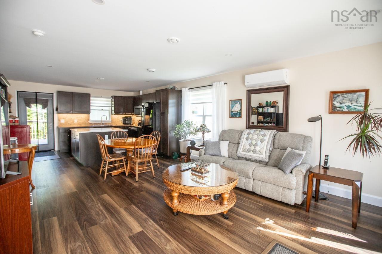 $949,900.00: 346 Lakecreast Drive, Middle Sackville
