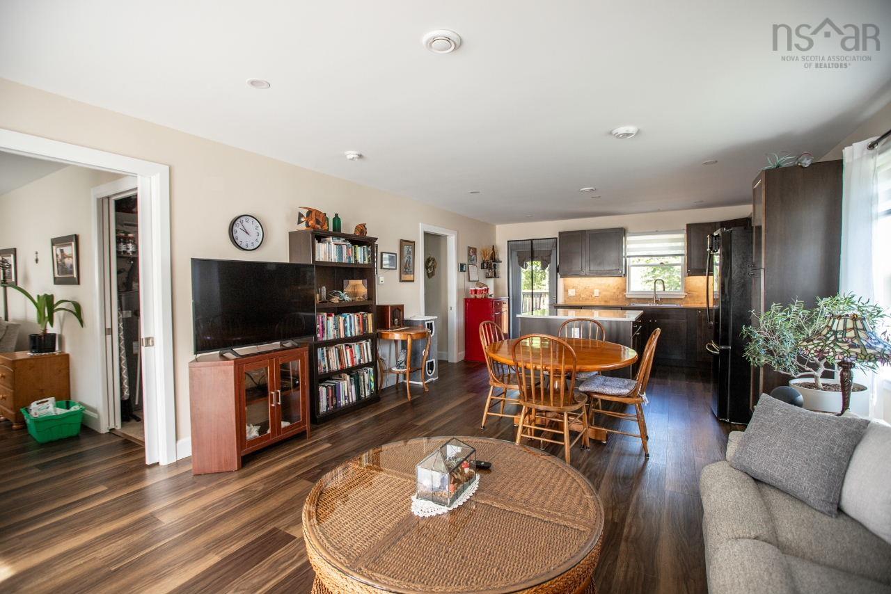 $949,900.00: 346 Lakecreast Drive, Middle Sackville